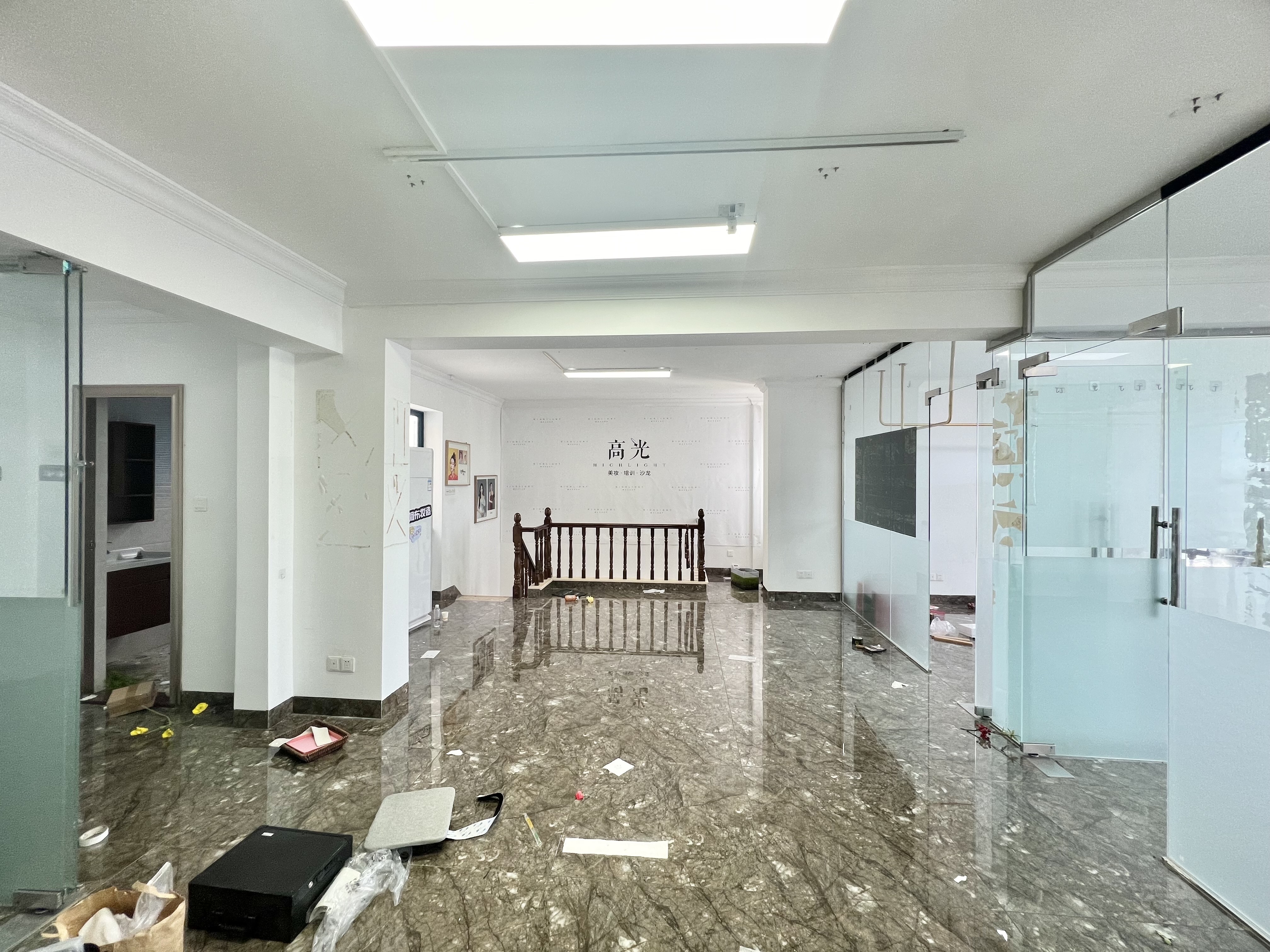 金城SOHO（海岸金城金城国际）  1室1厅1卫   8500.00元/月室内图