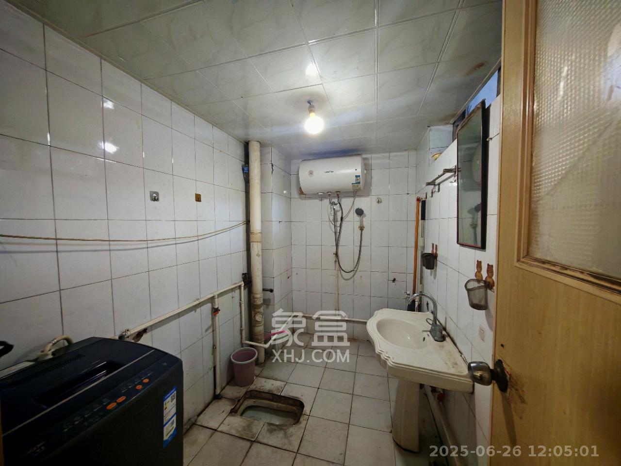 沁园经贸小区 2室2厅1卫 1300.0元/月 沁园经贸小区 2室2厅1卫 1300.0元/月室内图