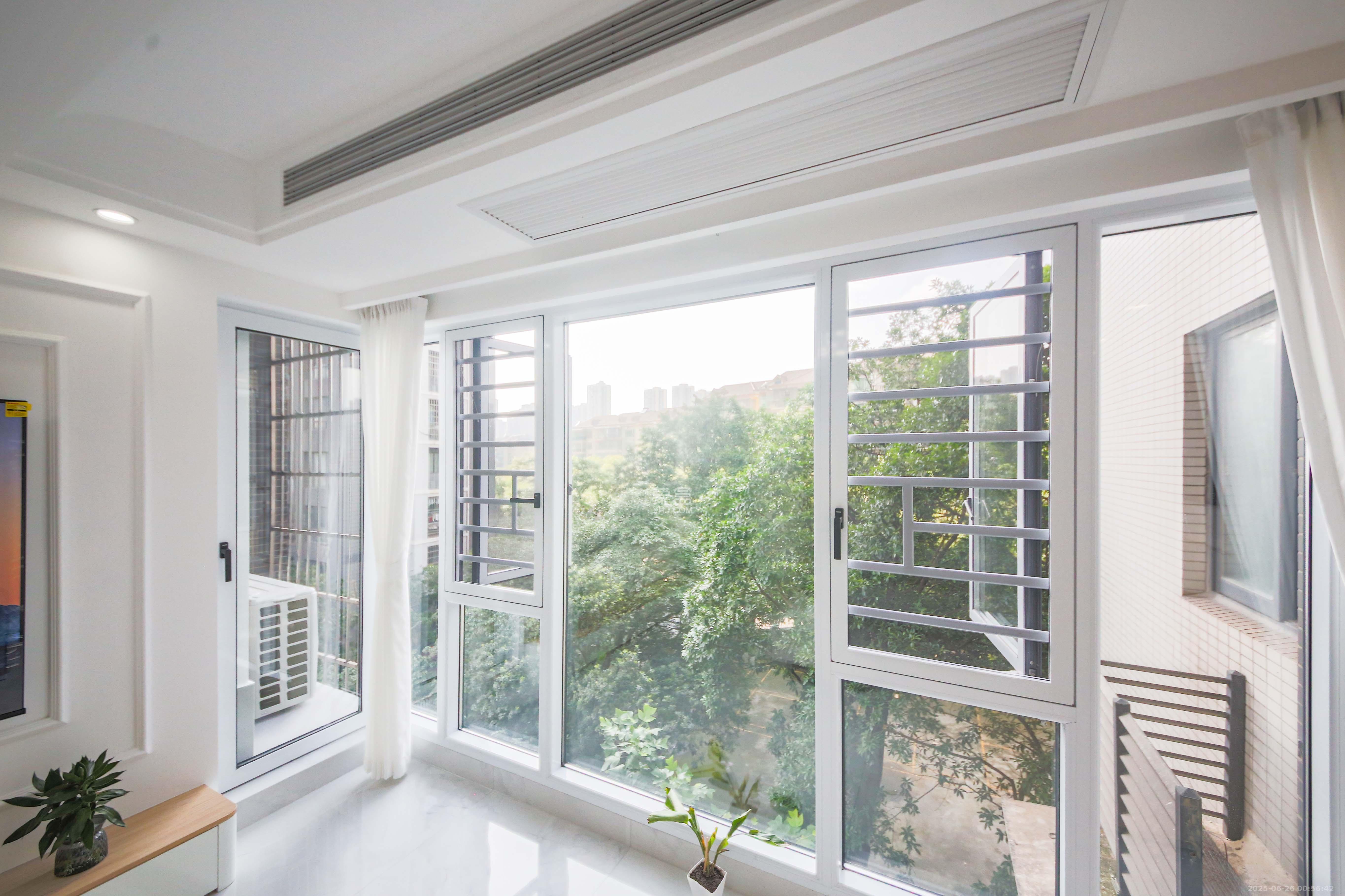 和庄  3室2厅2卫    98.0万 和庄  3室2厅2卫    98.0万阳台