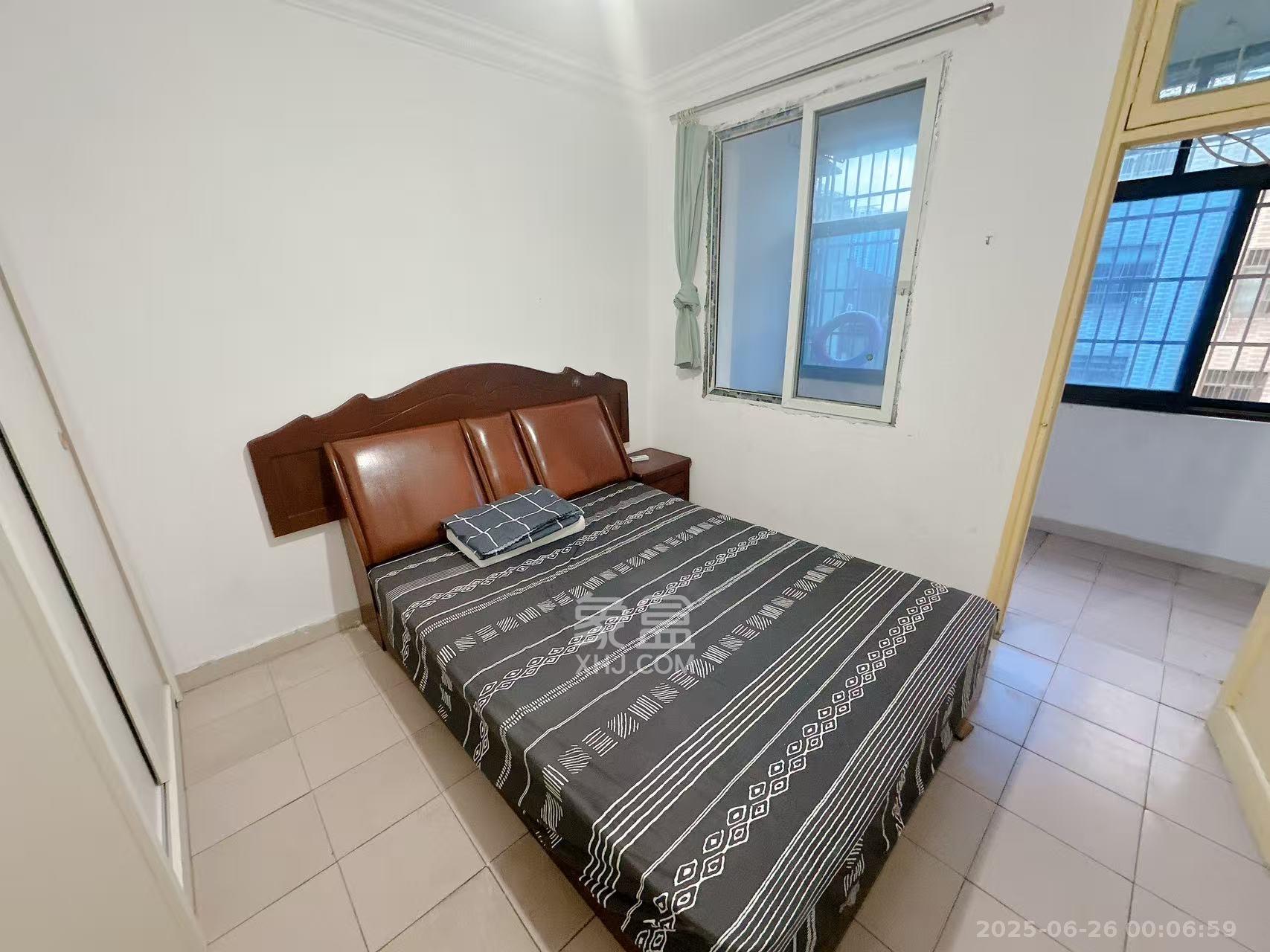 吉景小区 3室1厅1卫 1600.0元/月 吉景小区 3室1厅1卫 1600.0元/月室内图