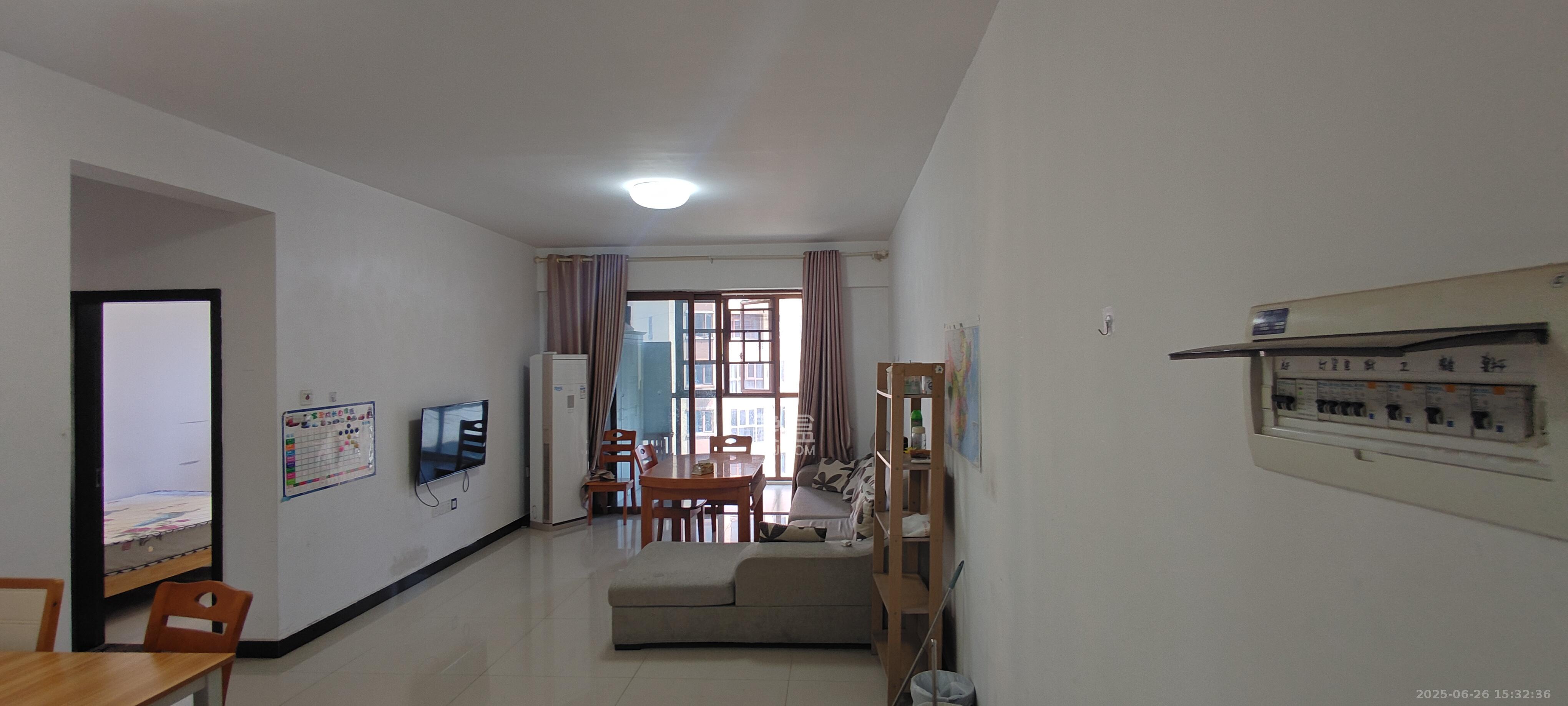 万里时代 3室2厅2卫 2700.0元/月 万里时代 3室2厅2卫 2700.0元/月室内图