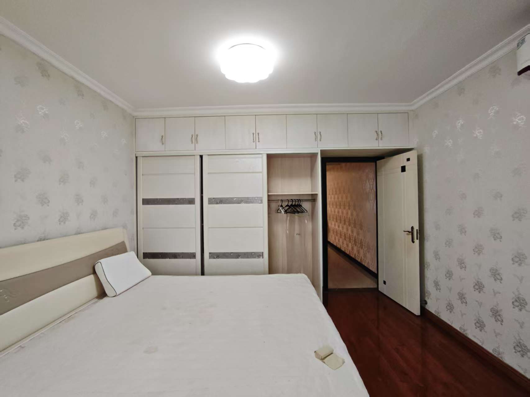 湘江名苑 2室2厅1卫 1500.0元/月 湘江名苑 2室2厅1卫 1500.0元/月室内图