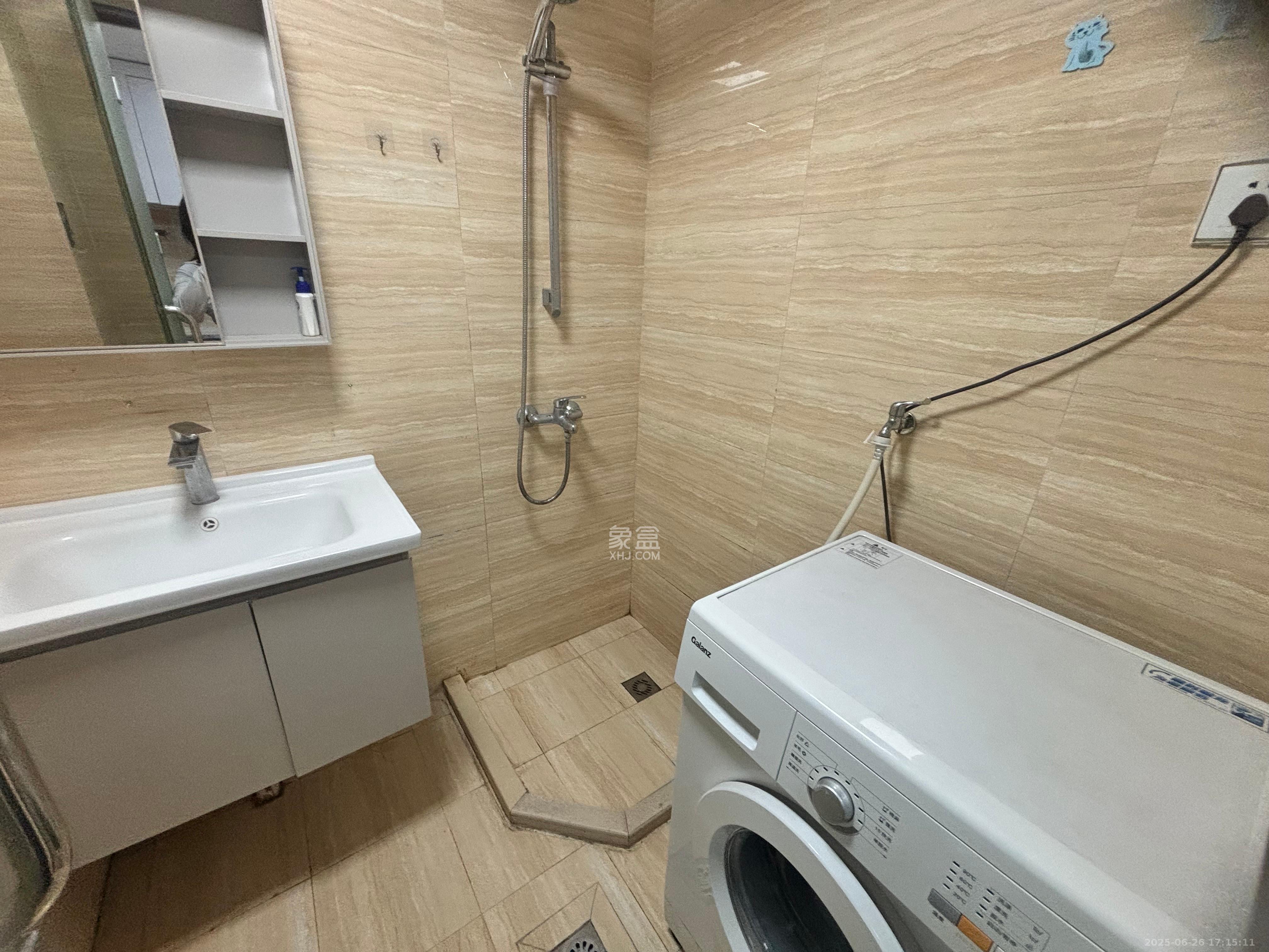 融科东南海  1室1厅1卫   1400.00元/月室内图
