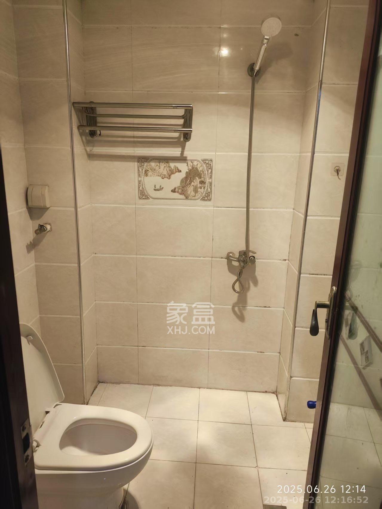 生活艺术城 1室1厅1卫 1200.0元/月 生活艺术城 1室1厅1卫 1200.0元/月室内图