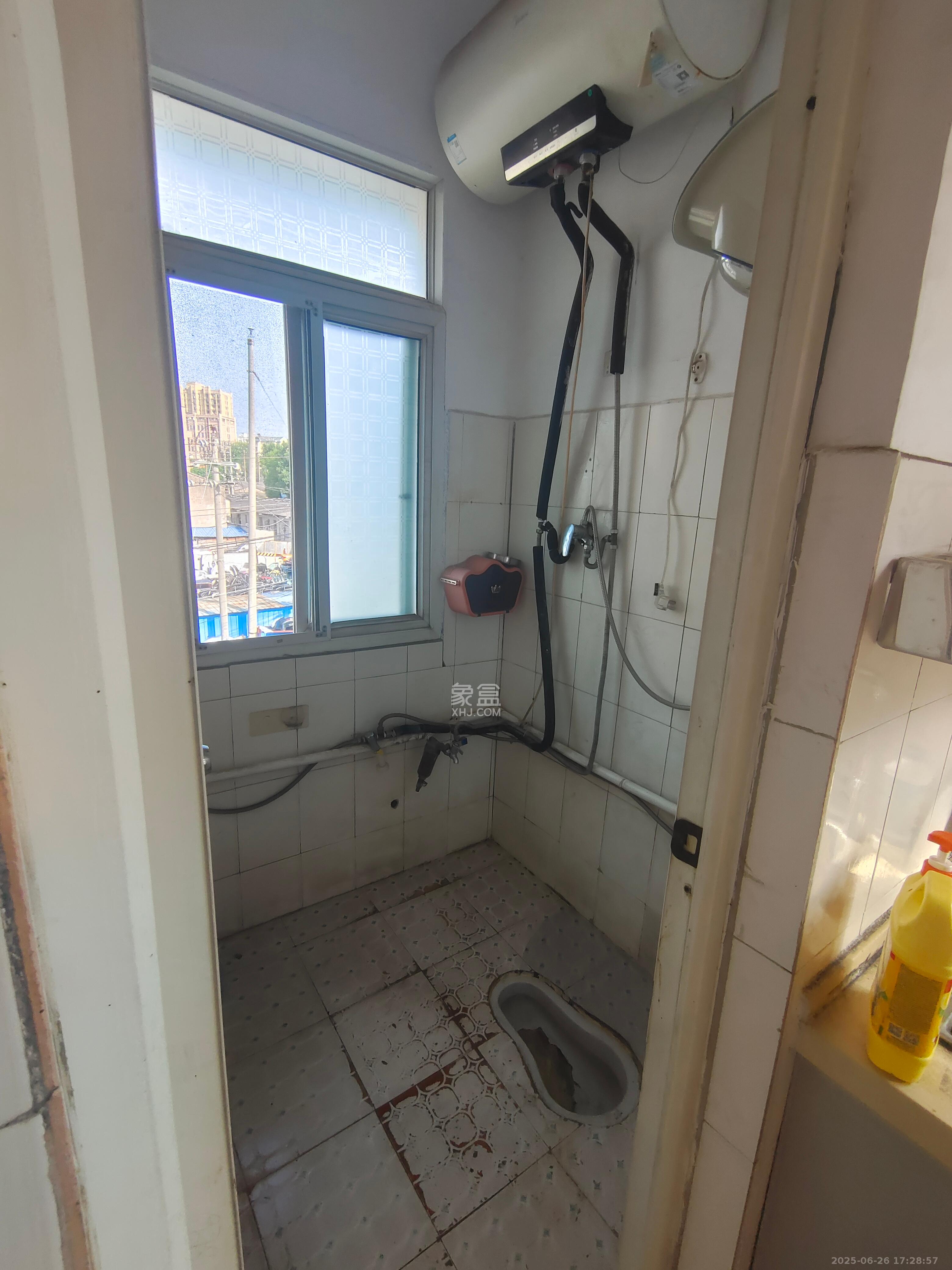 树木岭私房散盘 3室2厅1卫 1800.0元/月 树木岭私房散盘 3室2厅1卫 1800.0元/月室内图