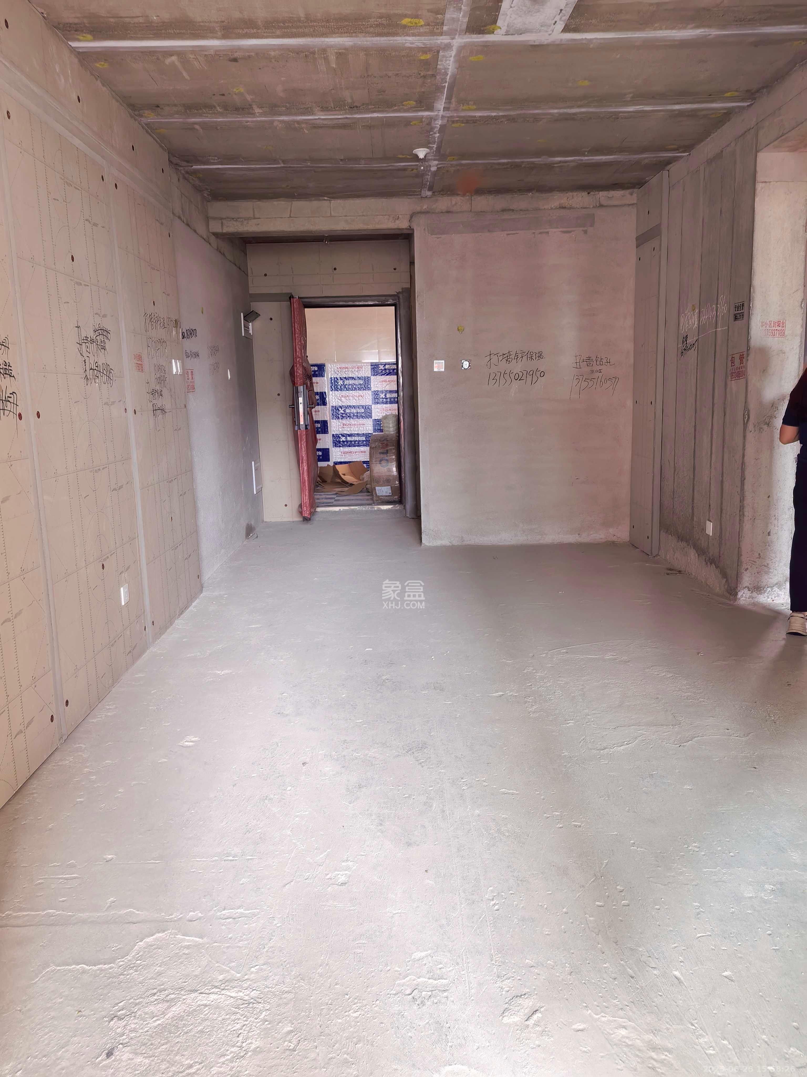 兴进珺府  4室2厅2卫    1200.0元/月 兴进珺府  4室2厅2卫    1200.0元/月室内图