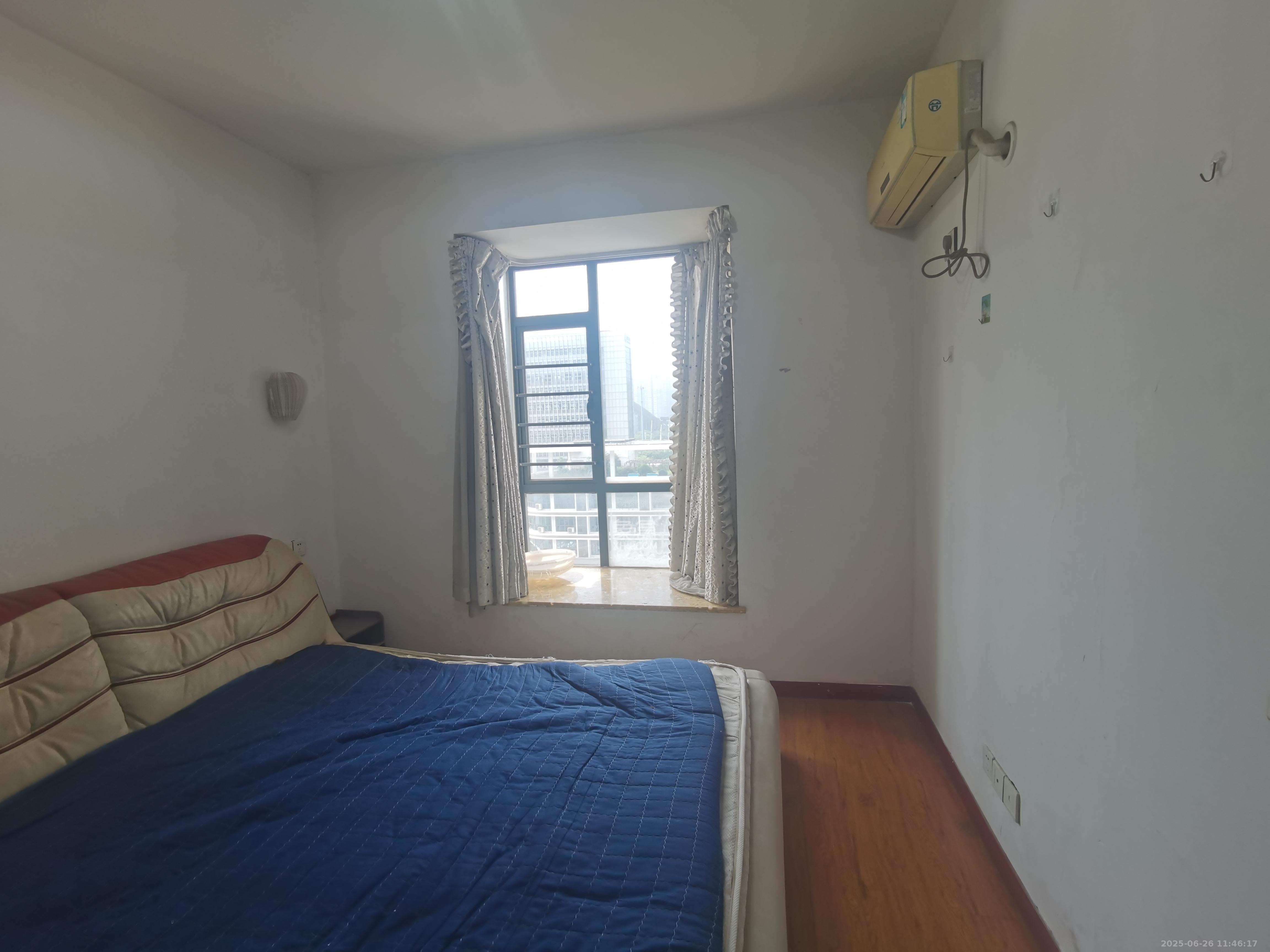 星城映象 3室2厅2卫 2500.0元/月 星城映象 3室2厅2卫 2500.0元/月室内图