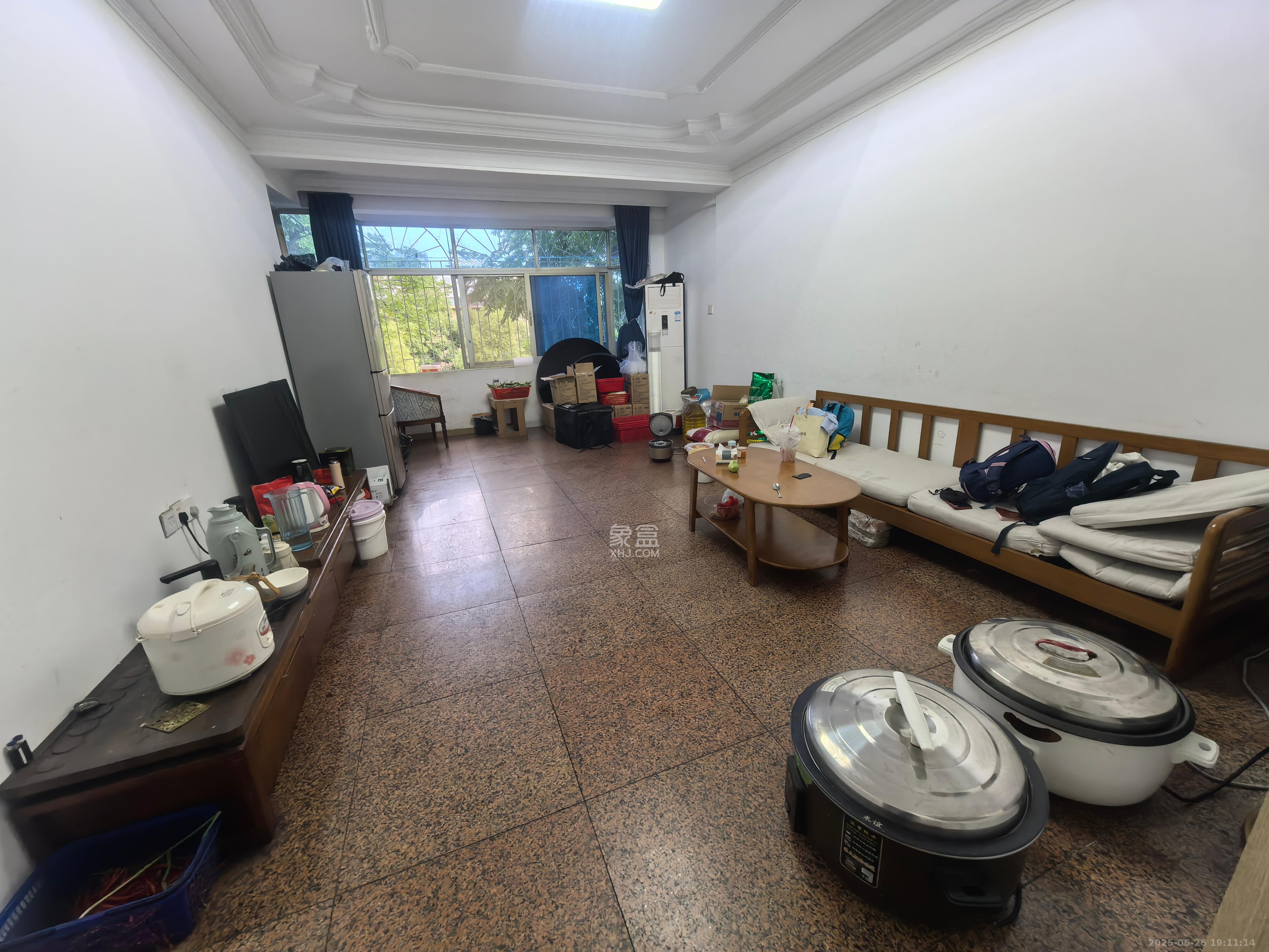 魏家坡  4室2厅2卫   2600.00元/月室内图