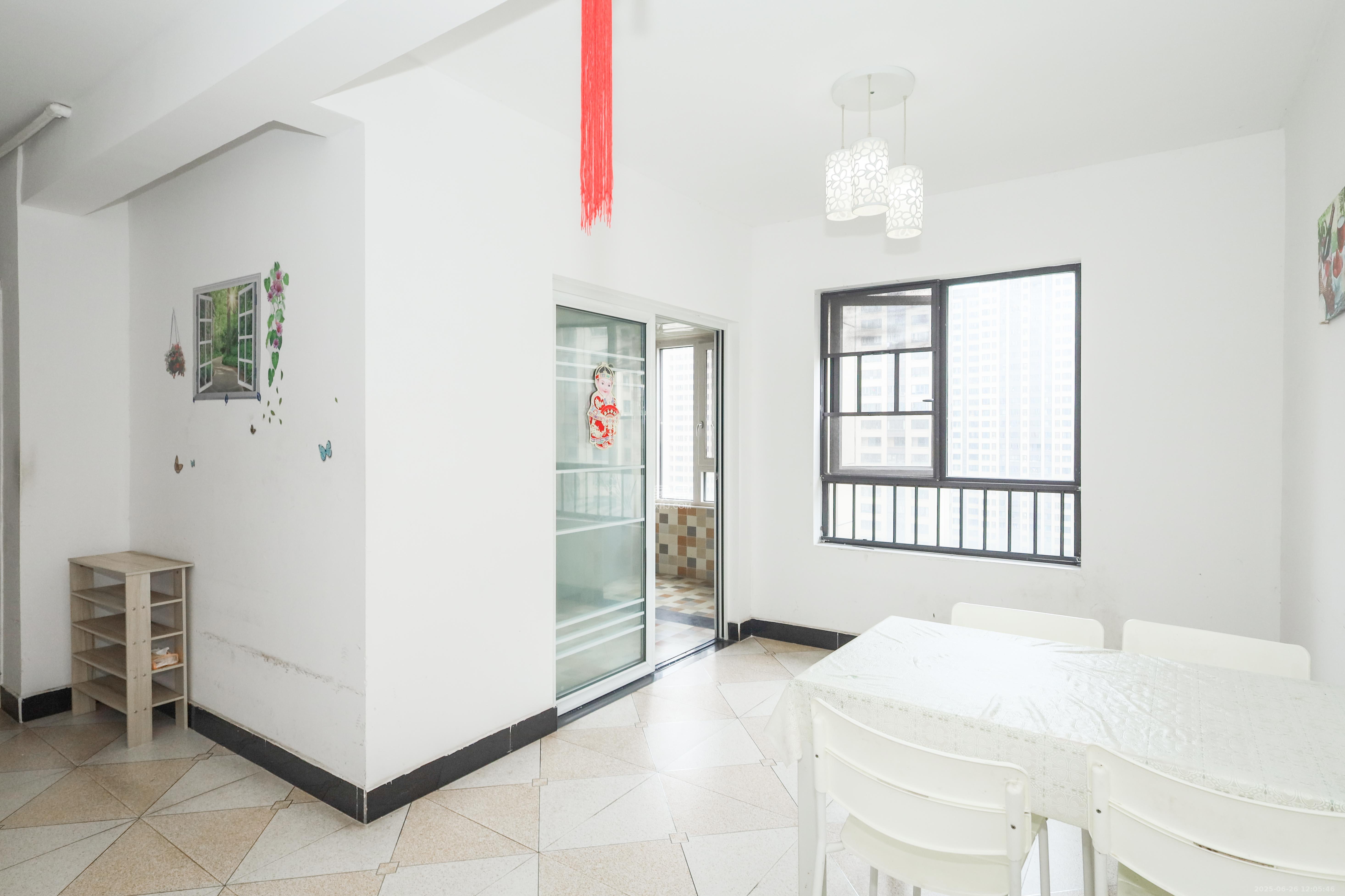 惠天然梅岭国际 3室2厅2卫 130.0万 惠天然梅岭国际 3室2厅2卫 130.0万其他