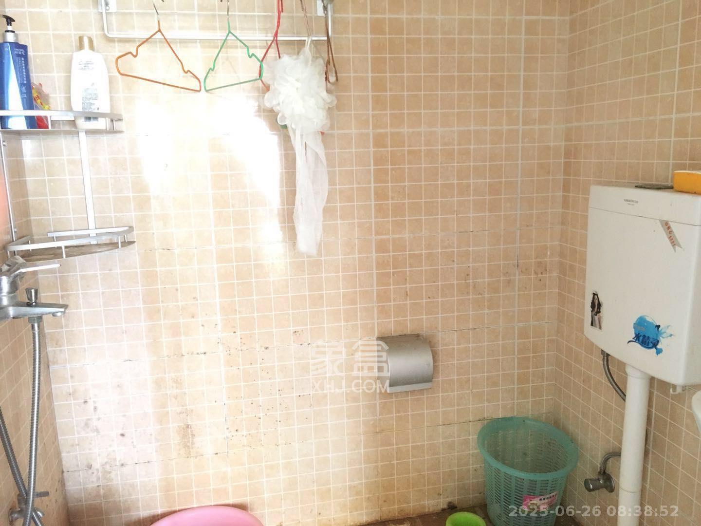 保利麓谷林语C区  2室2厅0卫    1200.0元/月室内图