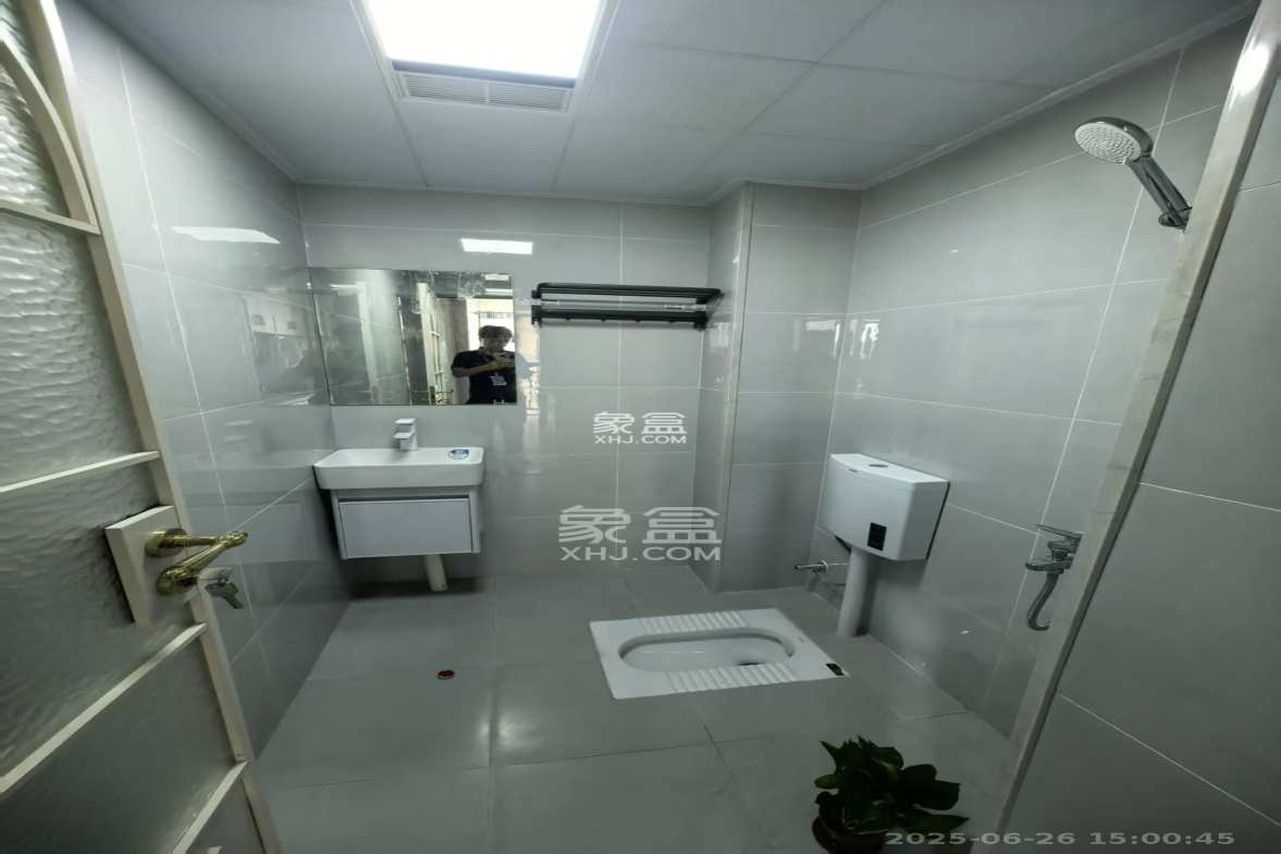 凯轩云顶 1室1厅1卫 1700.0元/月 凯轩云顶 1室1厅1卫 1700.0元/月室内图