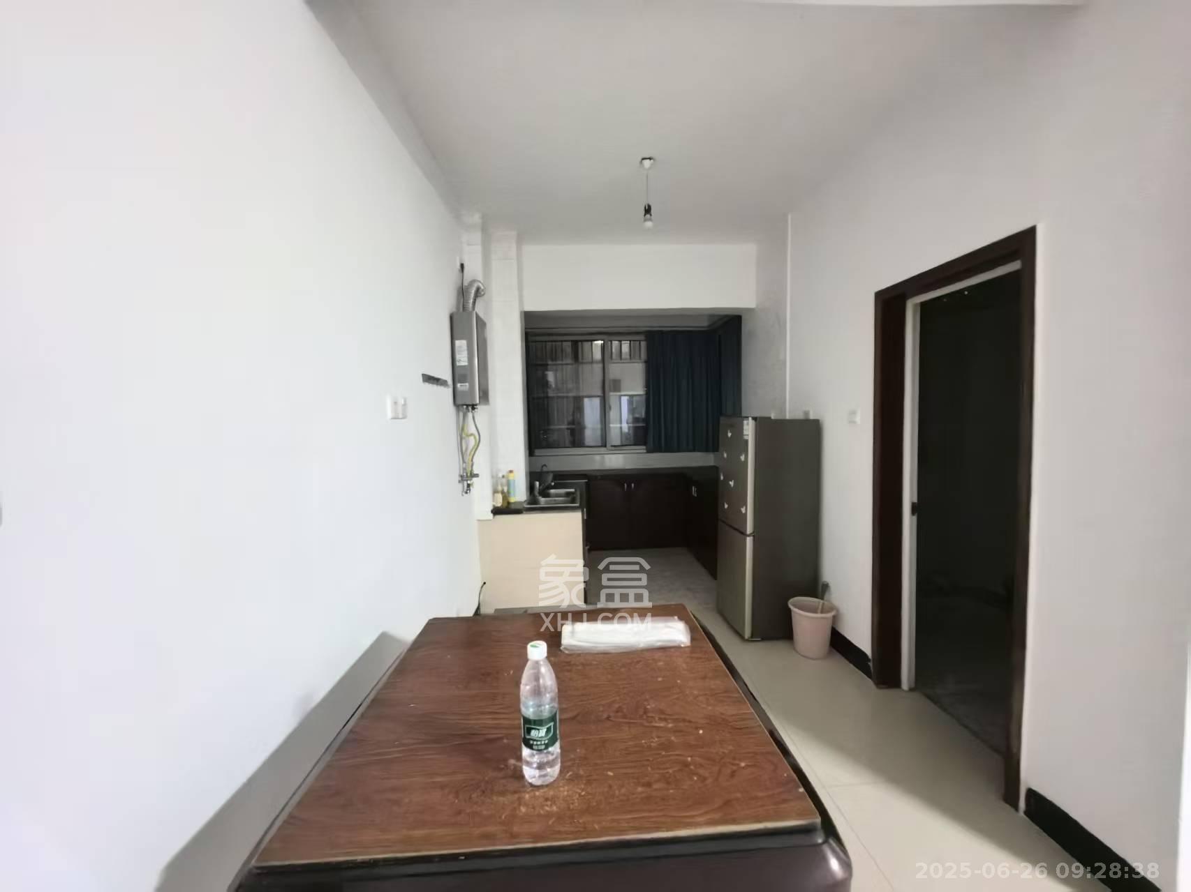 春满江南  2室2厅1卫   1000.00元/月室内图1