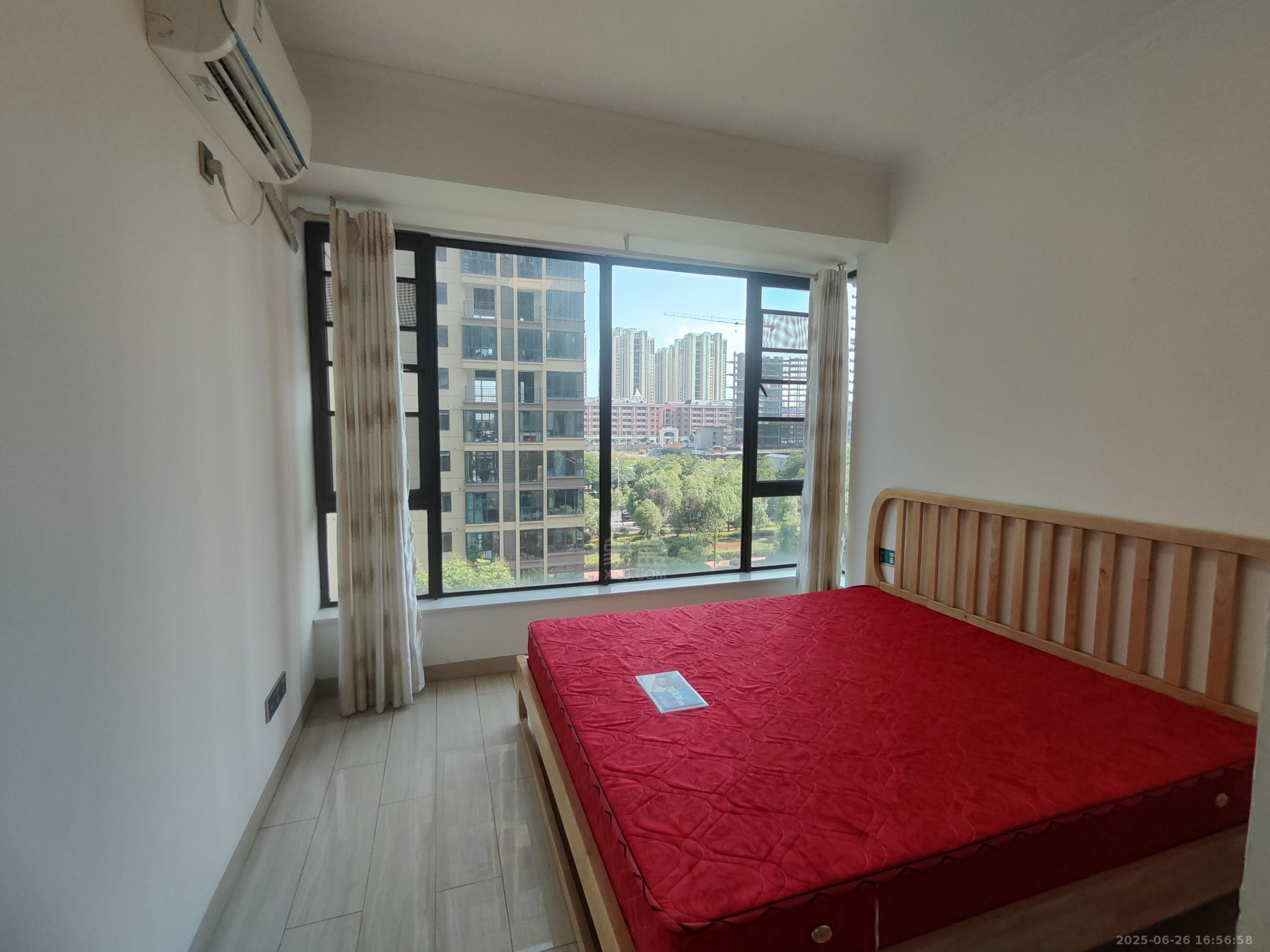 金轮翡翠名园 3室2厅1卫 1800.0元/月 金轮翡翠名园 3室2厅1卫 1800.0元/月室内图