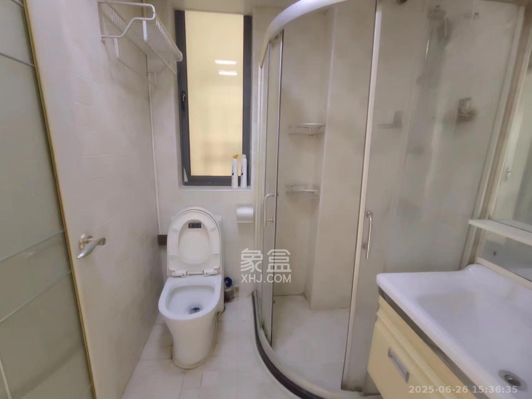 万博汇  2室2厅1卫    2800.0元/月室内图