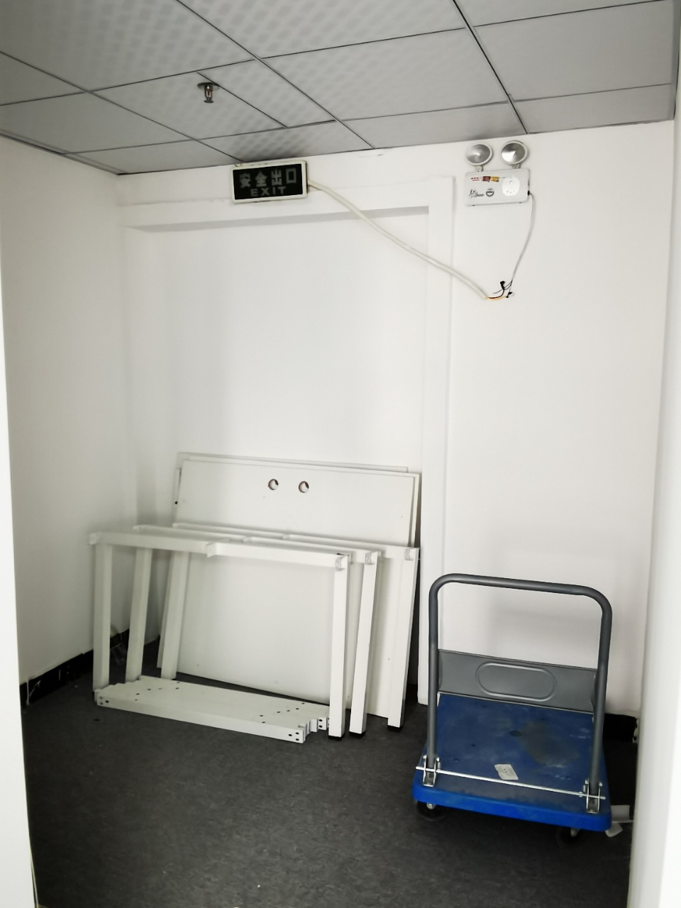 财富广场 2室1厅0卫 5800.0元/月 财富广场 2室1厅0卫 5800.0元/月室内图