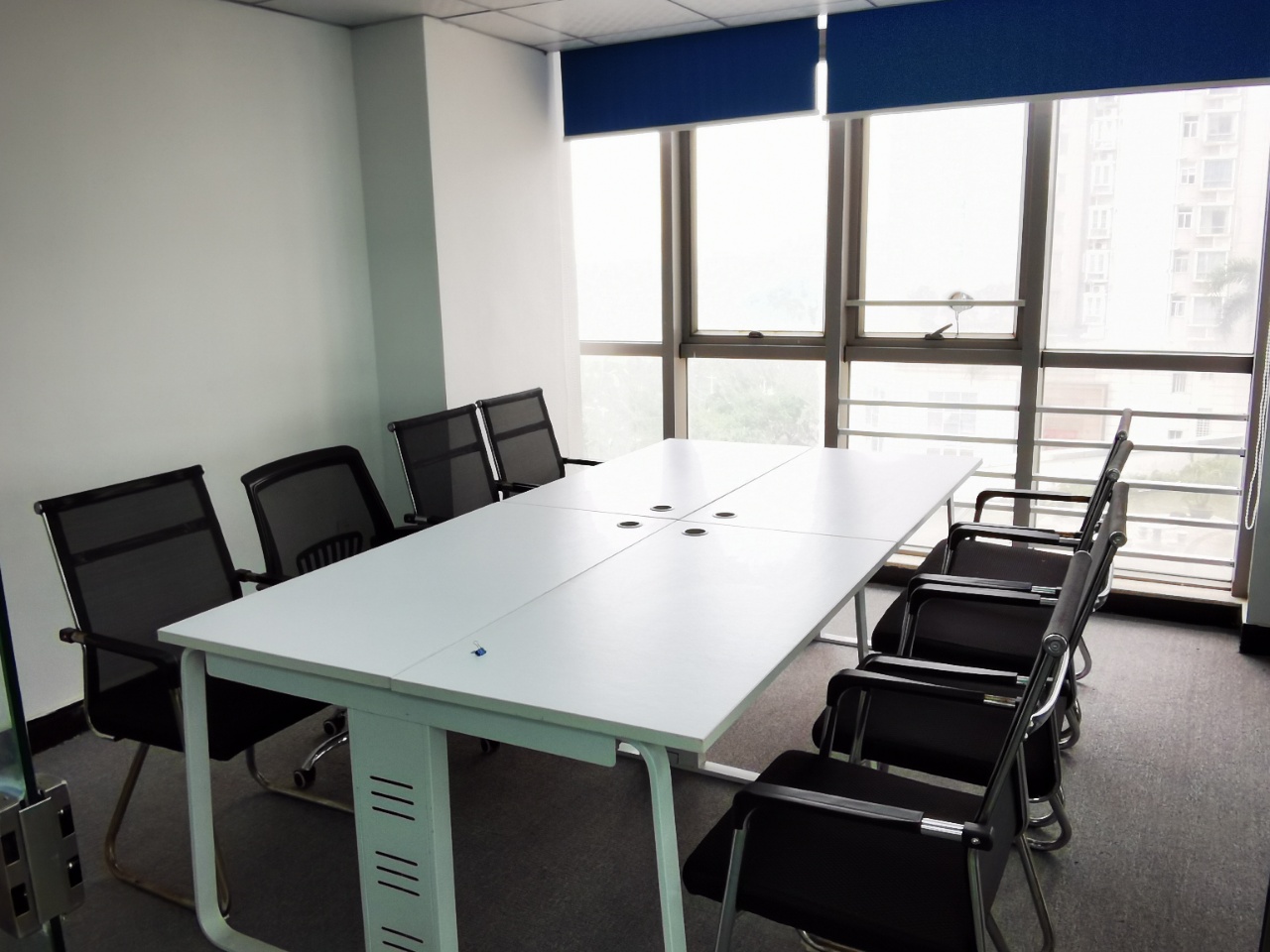 财富广场 2室1厅0卫 5800.0元/月 财富广场 2室1厅0卫 5800.0元/月室内图