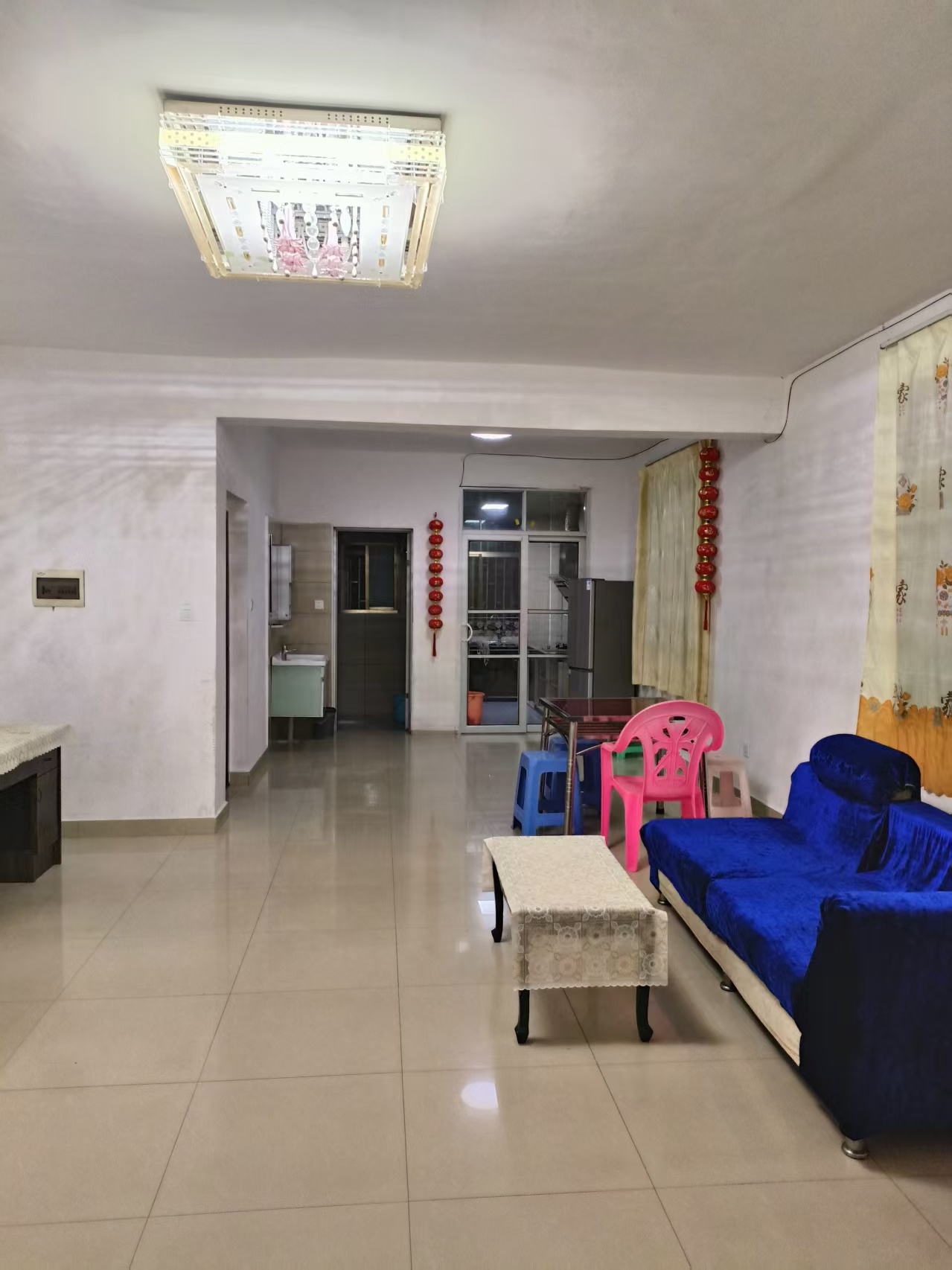 互助小区 2室1厅1卫 1100.0元/月 互助小区 2室1厅1卫 1100.0元/月室内图