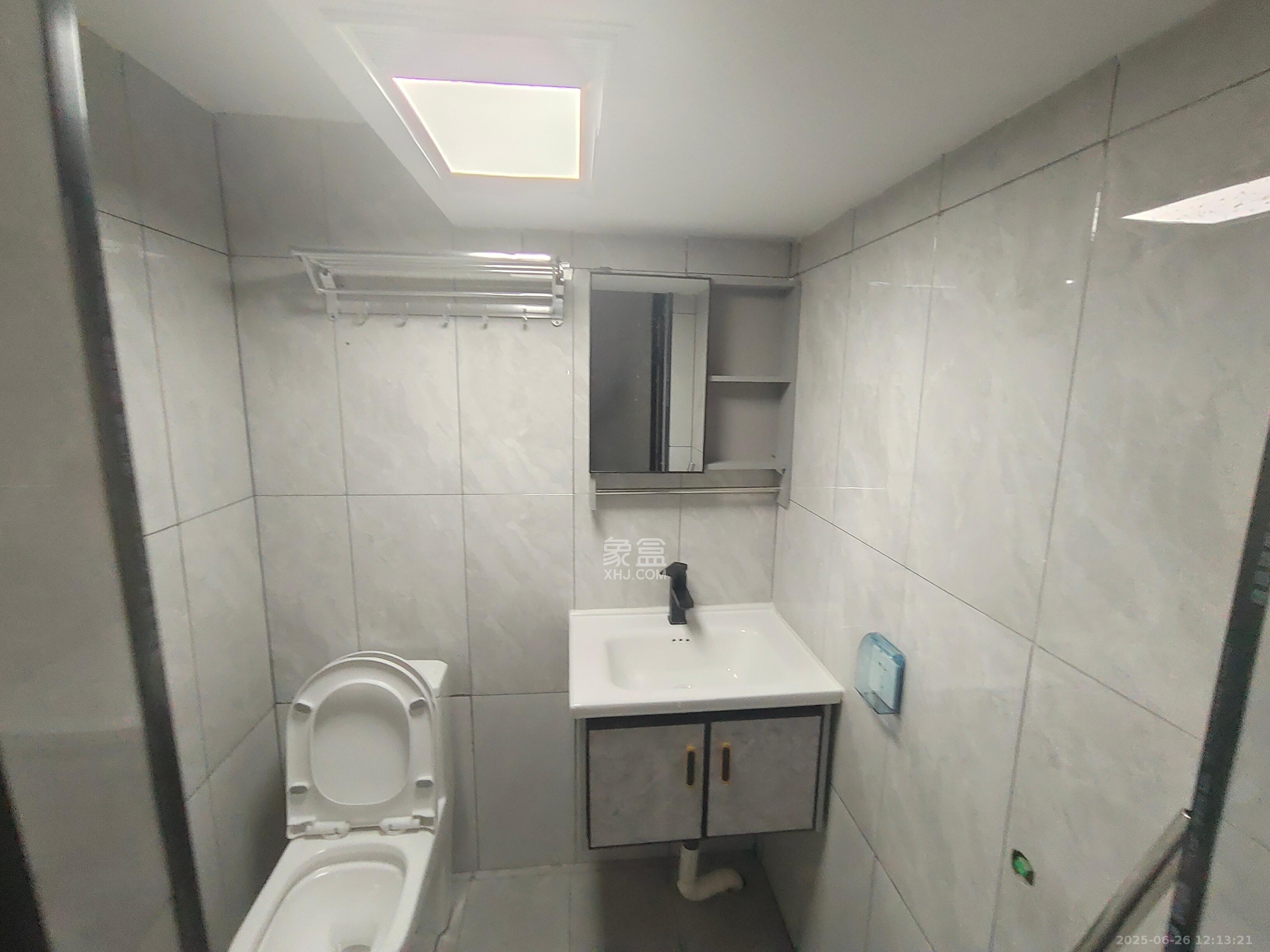 金地铂悦  2室0厅0卫    1800.0元/月 金地铂悦  2室0厅0卫    1800.0元/月室内图