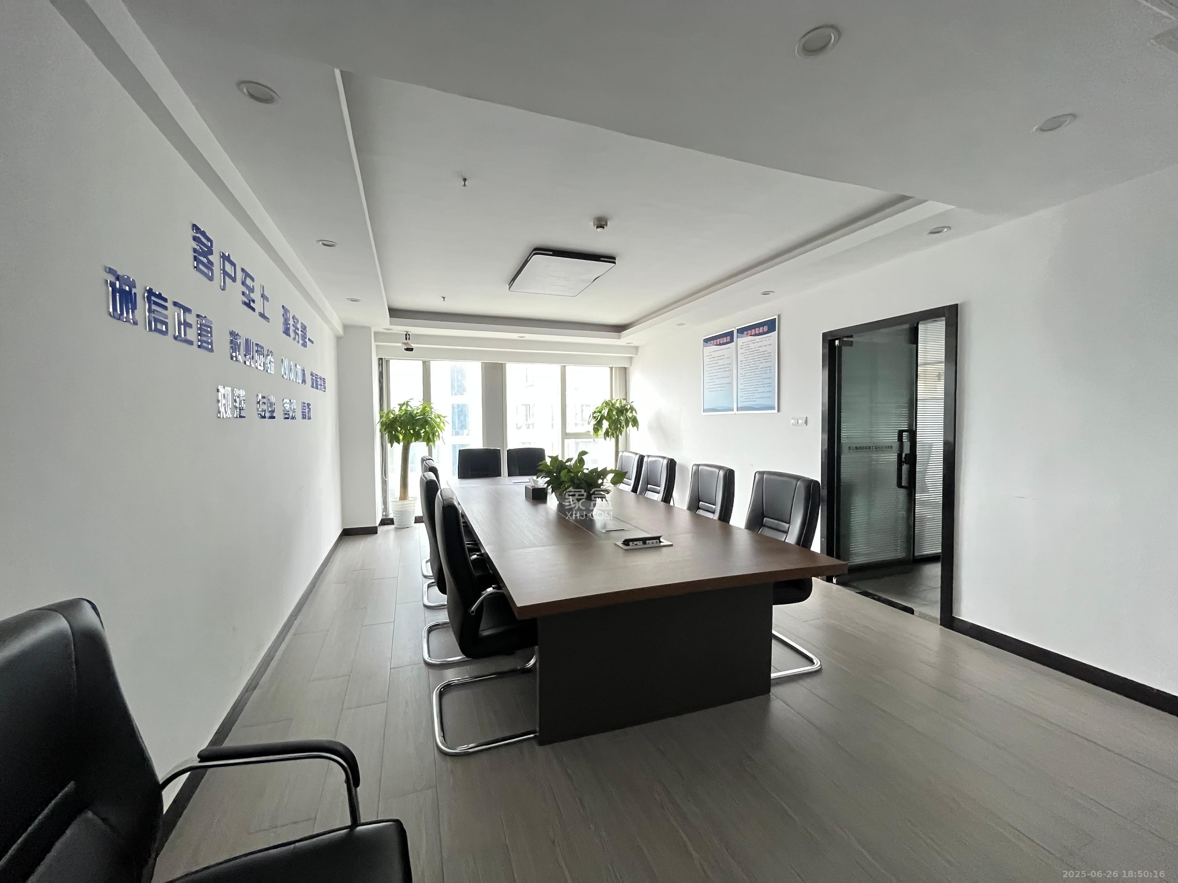 建鸿达华都（华都小户型及大华写字楼）   350.0㎡     20000.00元/月室内图