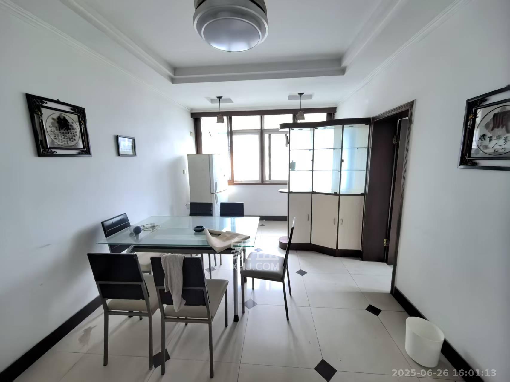 军安苑小区  3室2厅2卫    1600.0元/月室内图