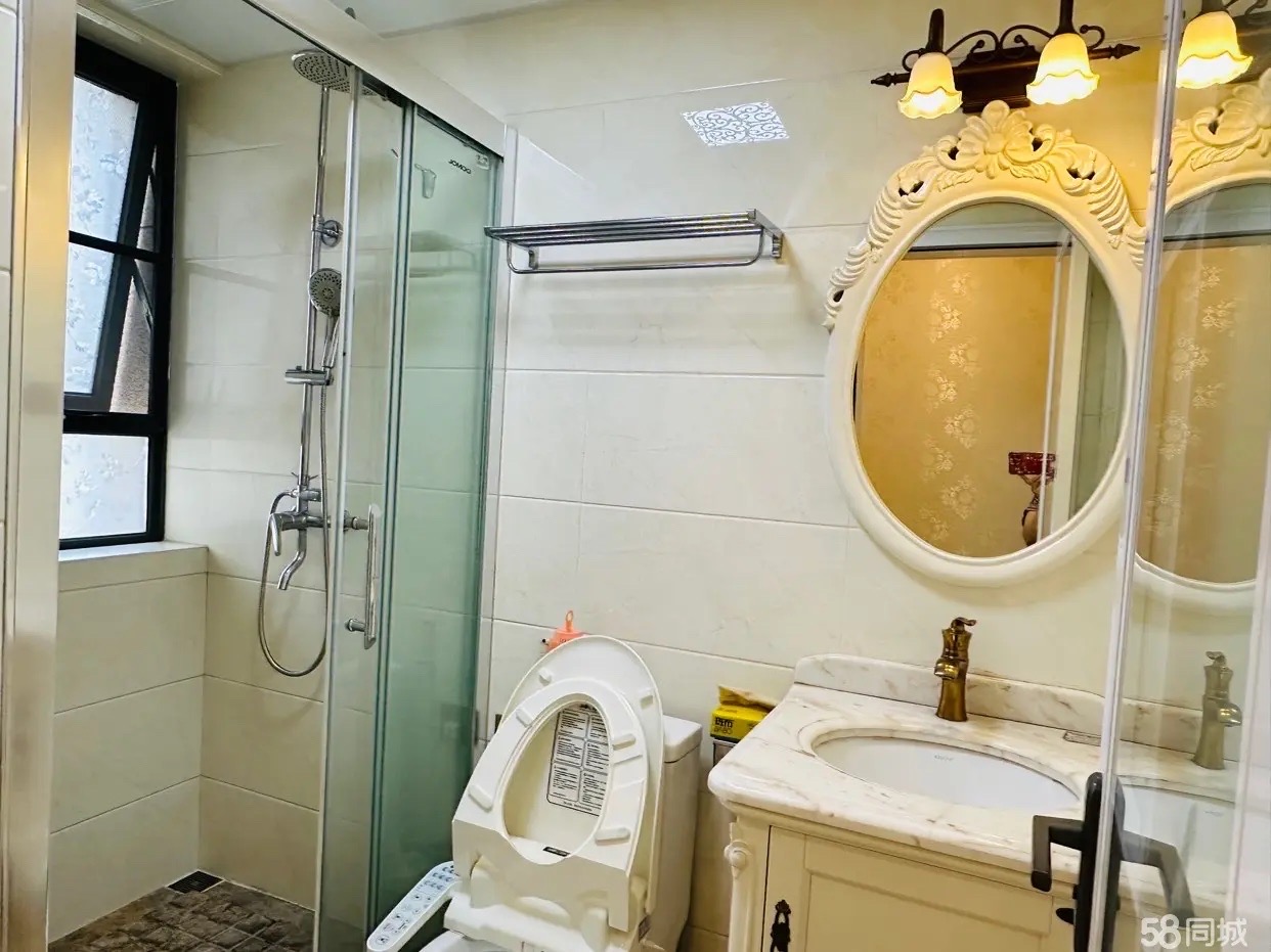 海航豪庭北苑 3室2厅2卫 5000.0元/月 海航豪庭北苑 3室2厅2卫 5000.0元/月室内图