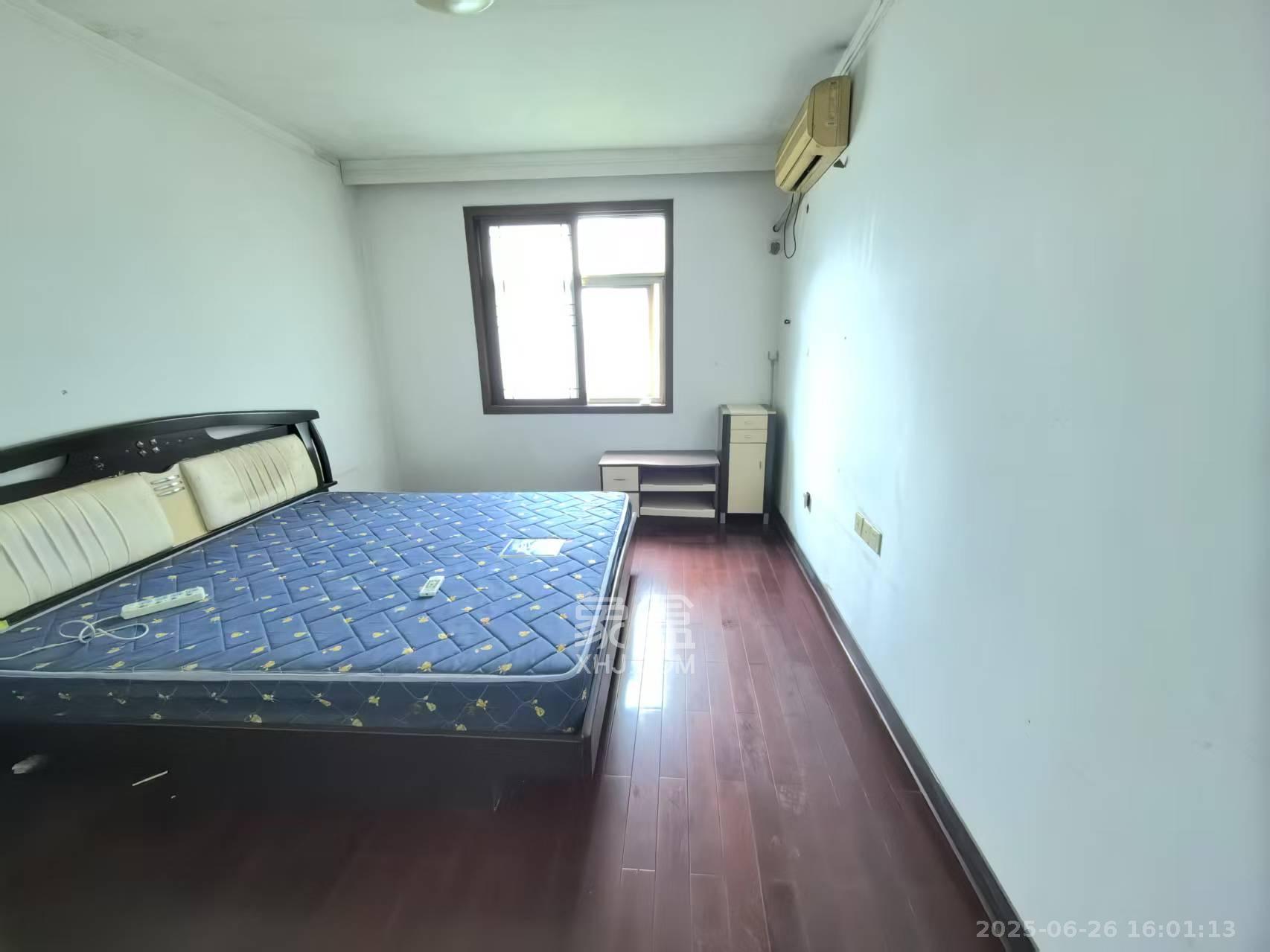 军安苑小区  3室2厅2卫    1600.0元/月室内图