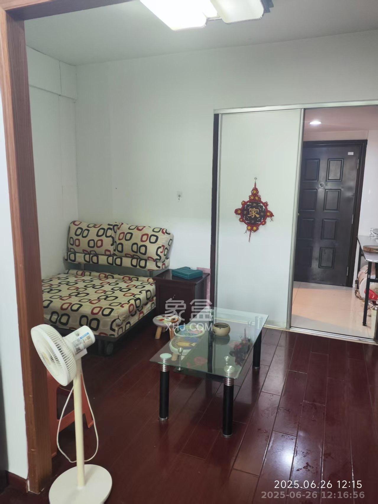 生活艺术城 1室1厅1卫 1200.0元/月 生活艺术城 1室1厅1卫 1200.0元/月室内图