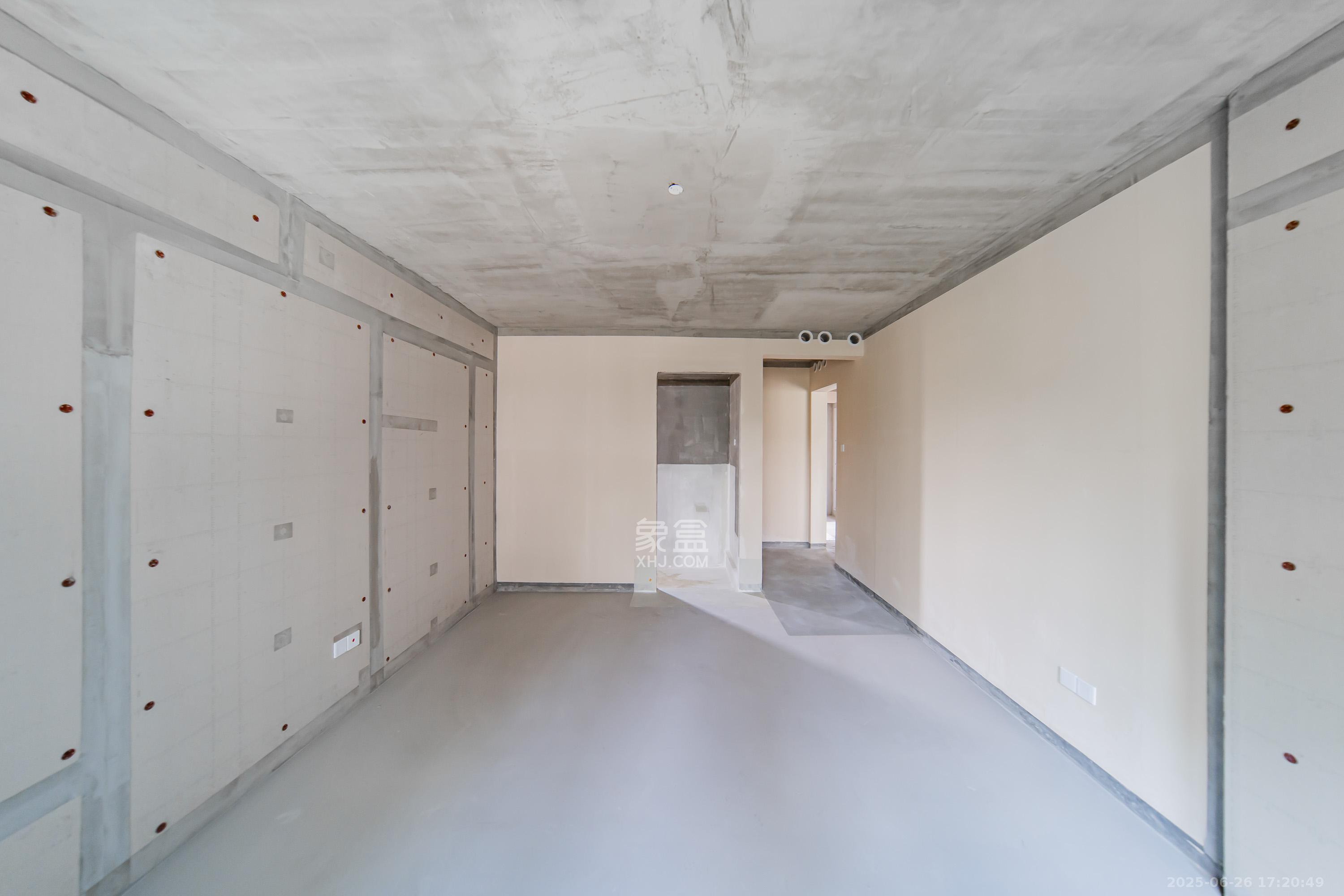 华润置地洋湖天序  4室2厅2卫    188.0万 华润置地洋湖天序  4室2厅2卫    188.0万卧室