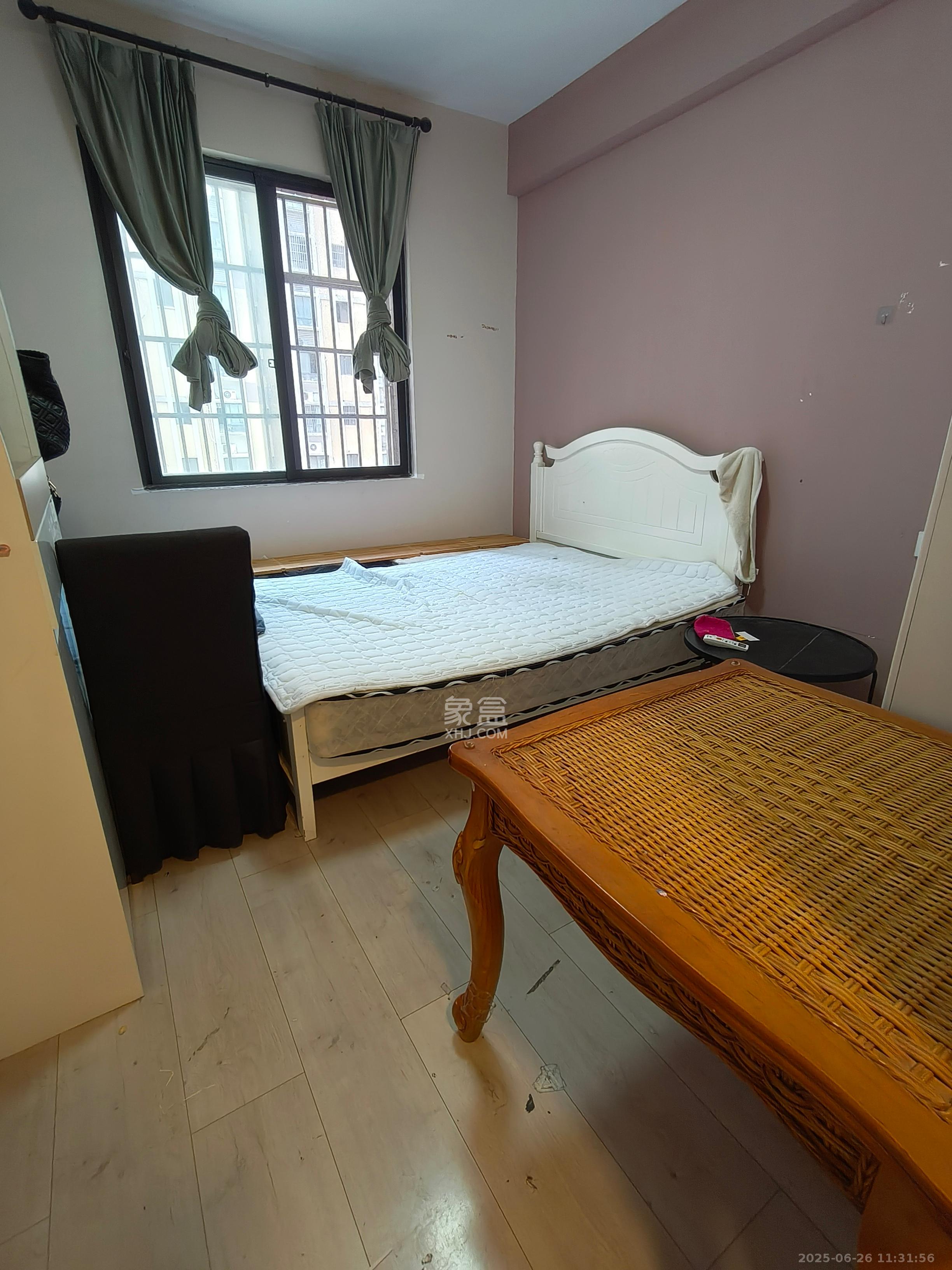 锦湘国际星城三期(锦绣苑) 4室2厅2卫 4000.0元/月 锦湘国际星城三期(锦绣苑) 4室2厅2卫 4000.0元/月室内图