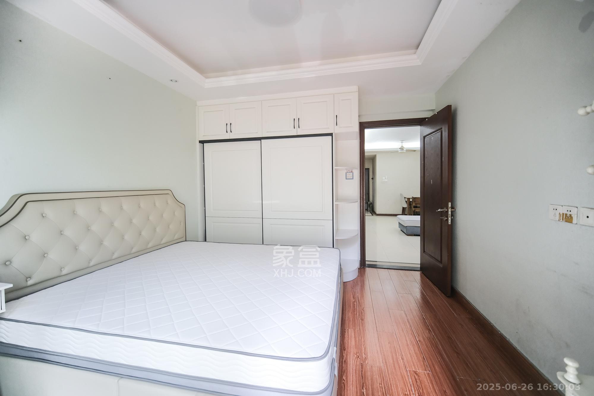 郡原居里 2室1厅1卫 46.8万 郡原居里 2室1厅1卫 46.8万卧室