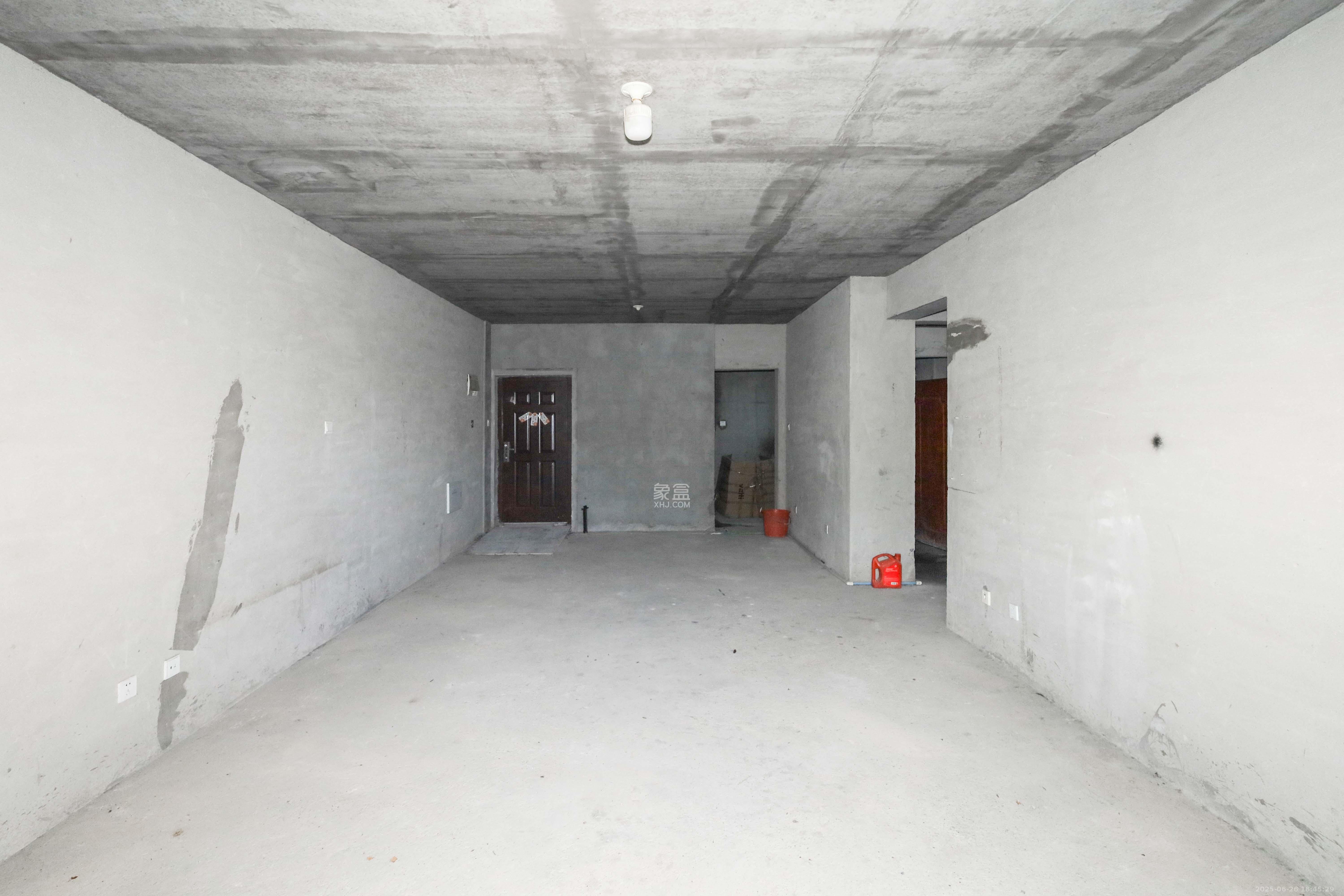 桥头家苑一期 3室2厅1卫 1200.0元/月 桥头家苑一期 3室2厅1卫 1200.0元/月室内图