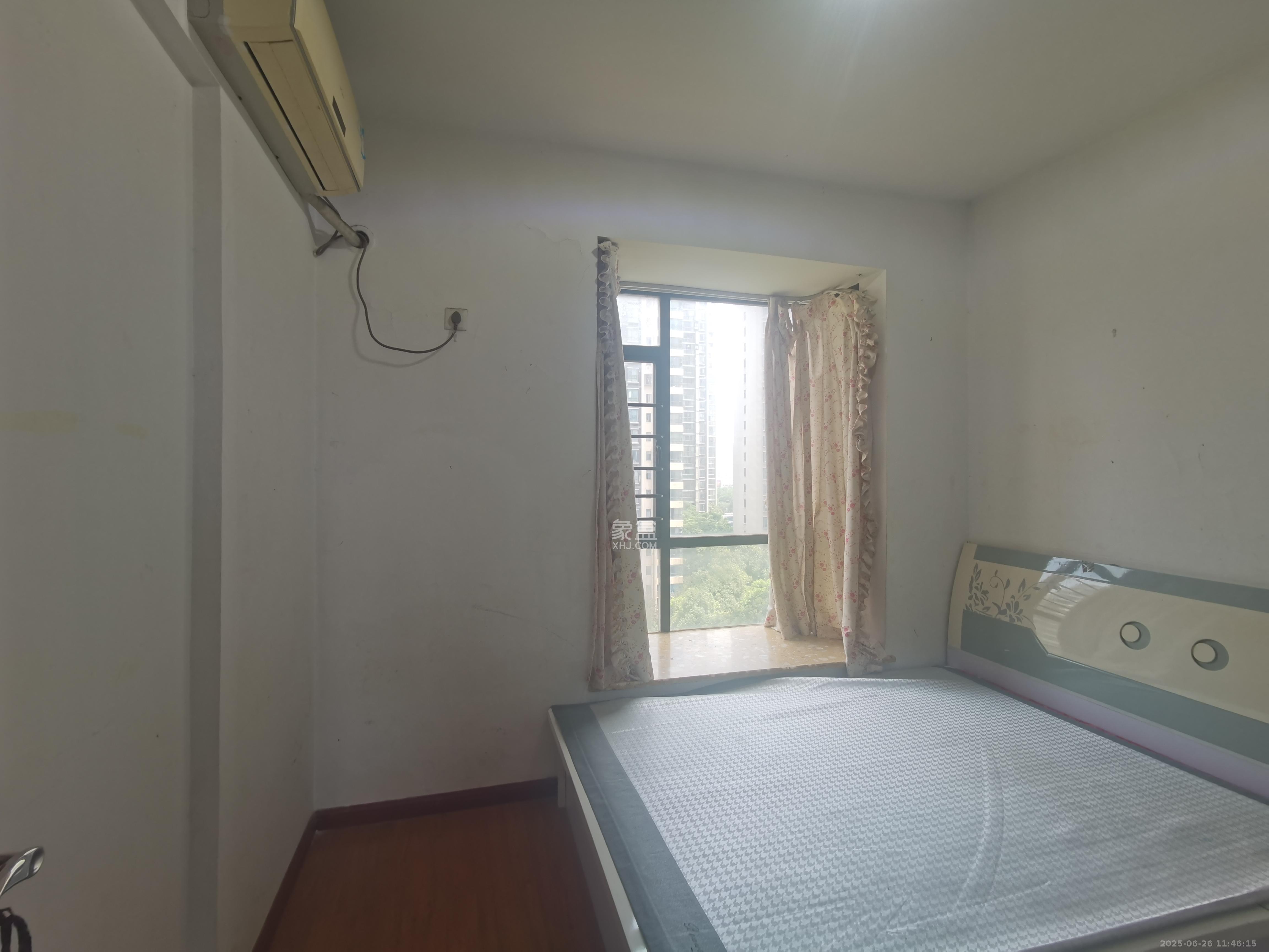 星城映象 3室2厅2卫 2500.0元/月 星城映象 3室2厅2卫 2500.0元/月室内图