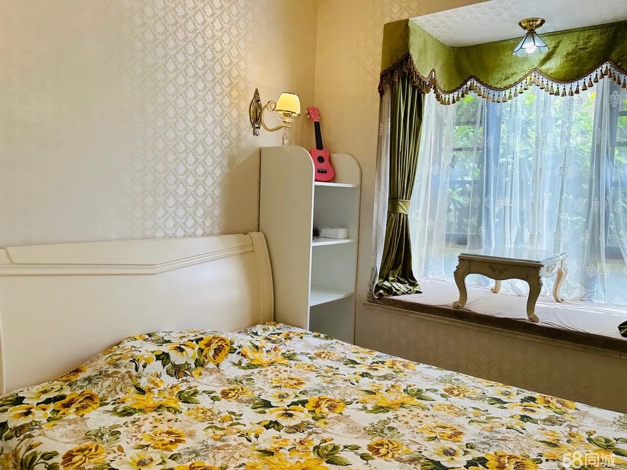 海航豪庭北苑 3室2厅2卫 5000.0元/月 海航豪庭北苑 3室2厅2卫 5000.0元/月室内图