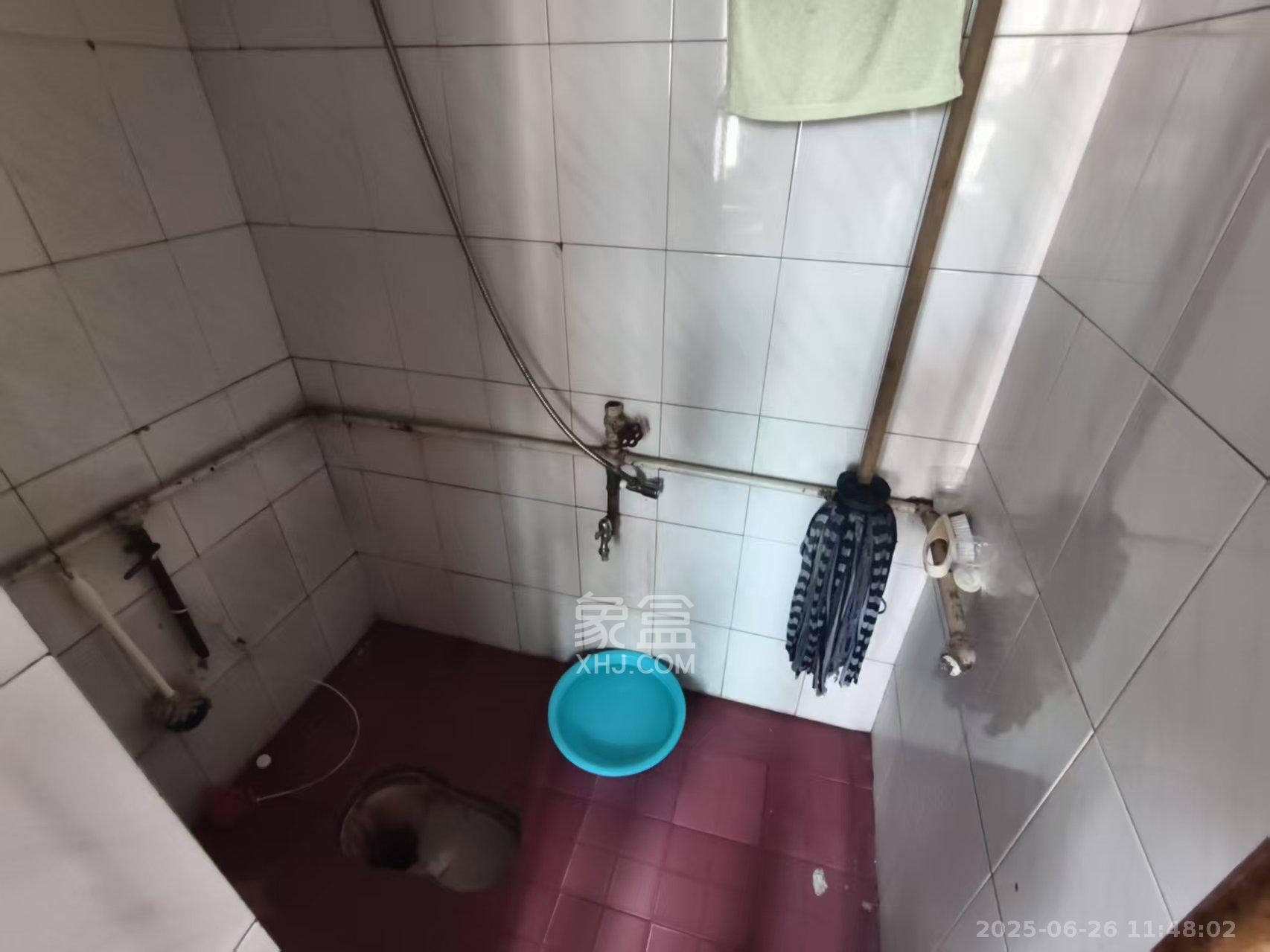 南湖公寓（万顺公寓）  1室1厅1卫    800.0元/月室内图