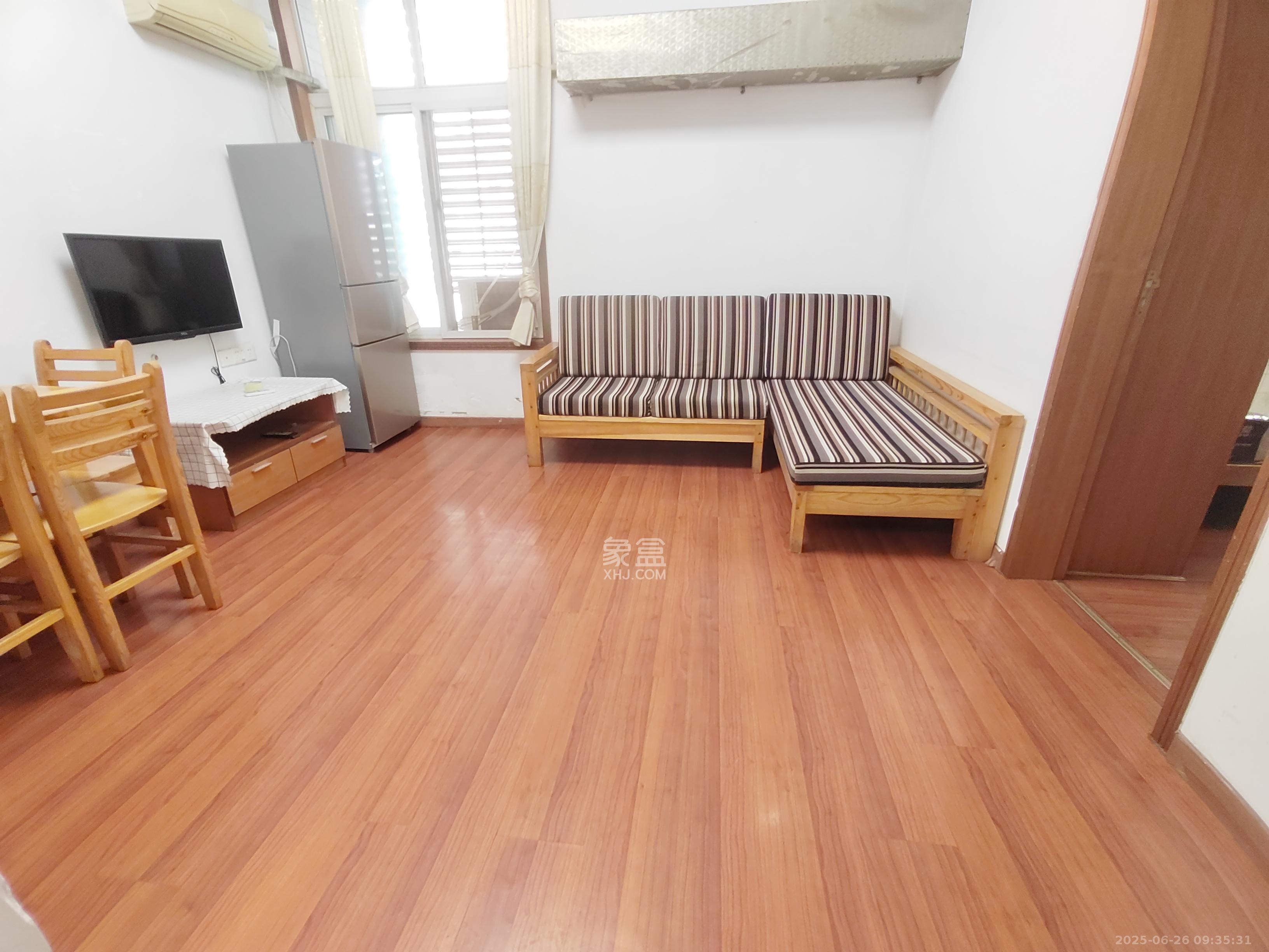 阳光新城  2室1厅1卫   1700.00元/月室内图