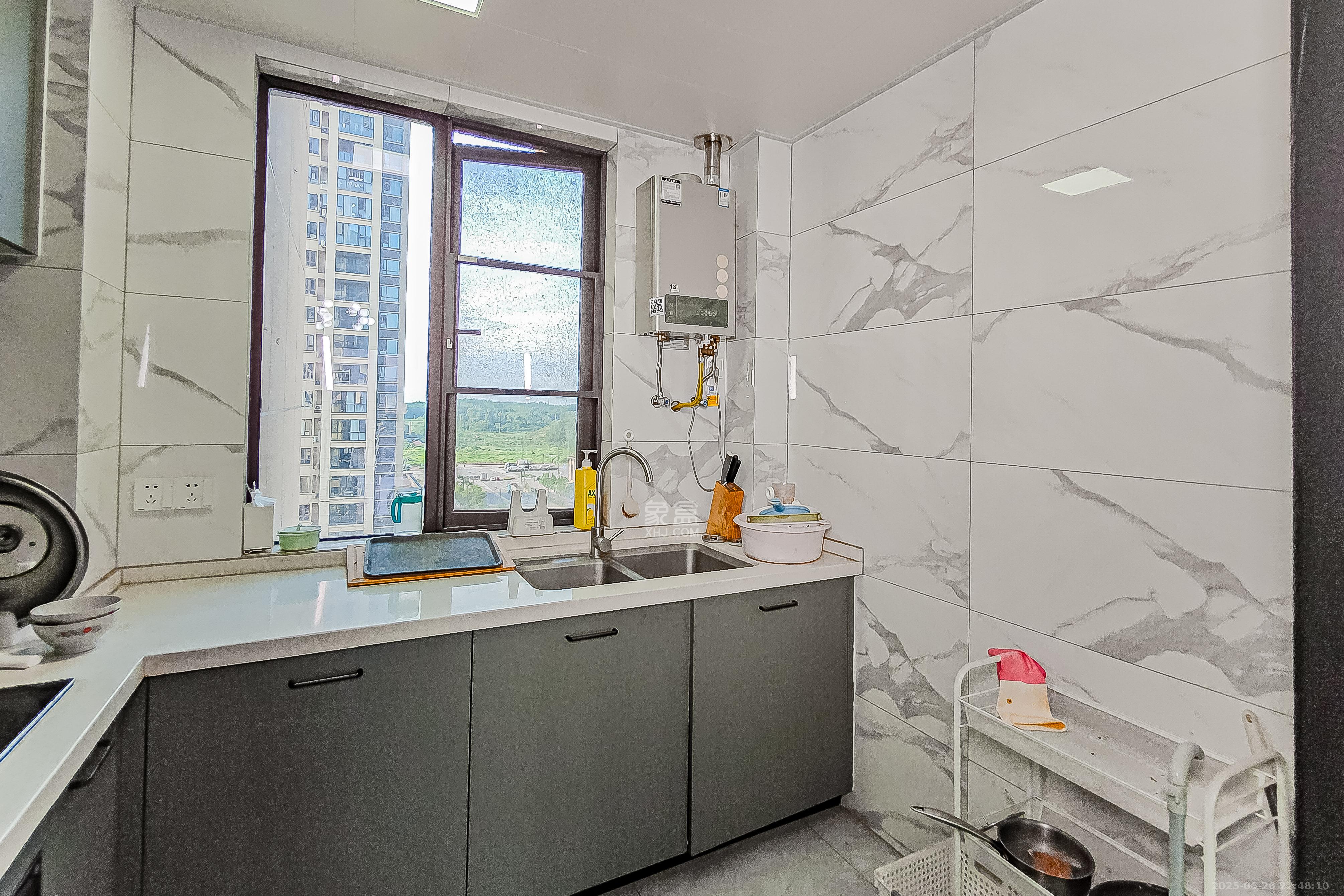 艺源颂雅小区(719街区)  1室0厅0卫    97.0万 艺源颂雅小区(719街区)  1室0厅0卫    97.0万厨房