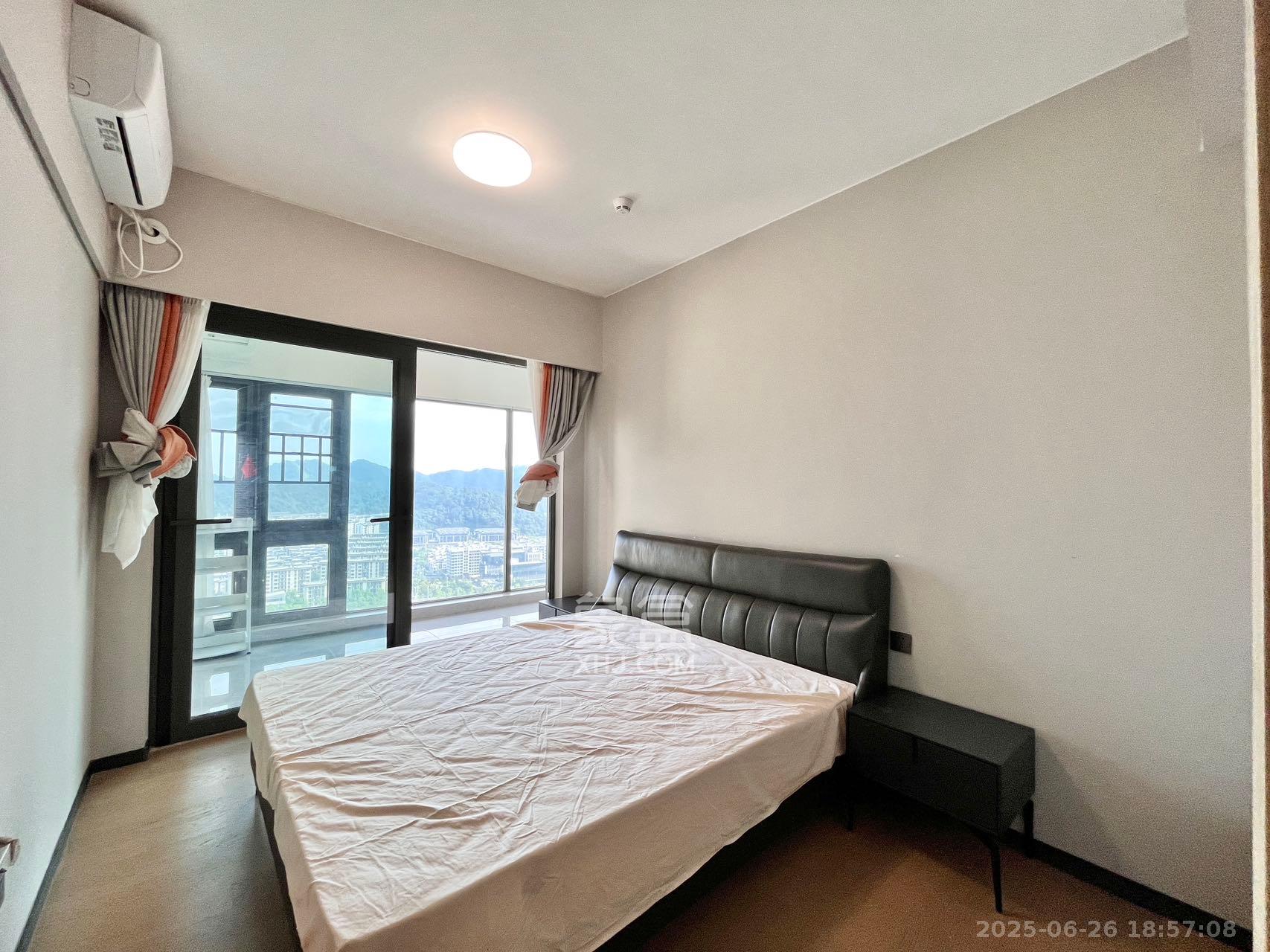 时代梅溪领峰 4室2厅3卫 4800.0元/月 时代梅溪领峰 4室2厅3卫 4800.0元/月室内图