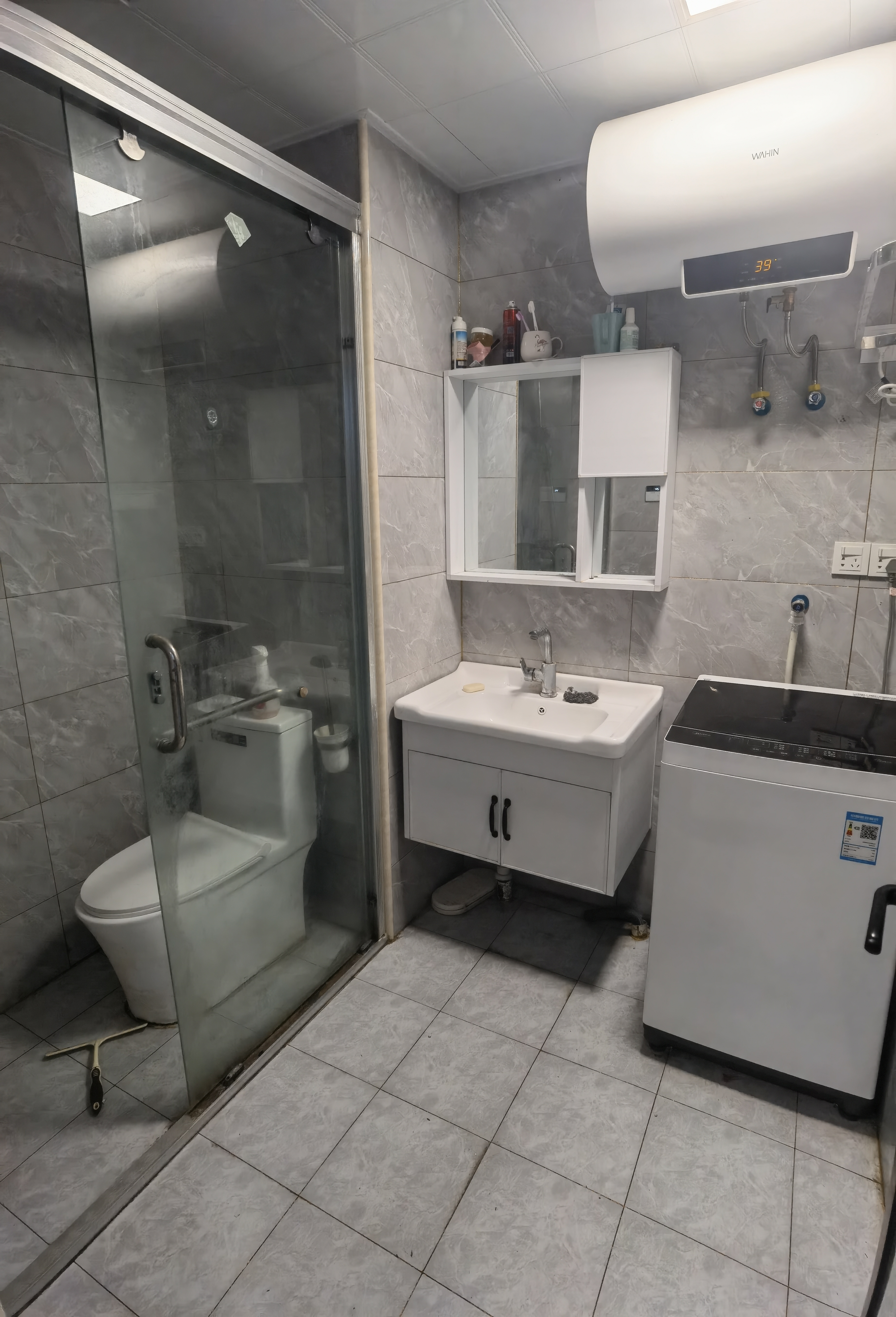 皇城御园 1室1厅1卫 800.0元/月 皇城御园 1室1厅1卫 800.0元/月室内图