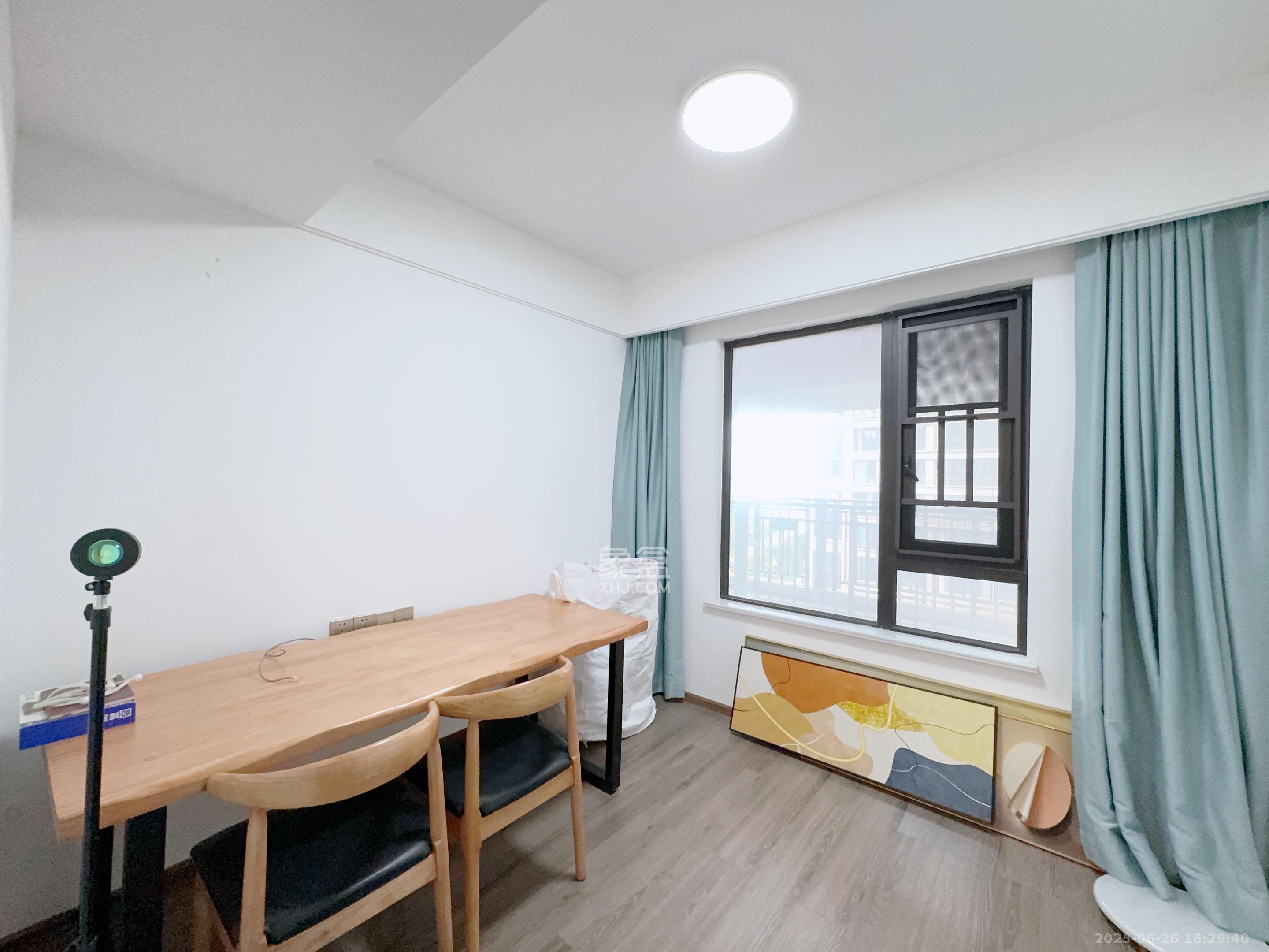 金茂建发泊悦  3室2厅2卫    3500.0元/月室内图
