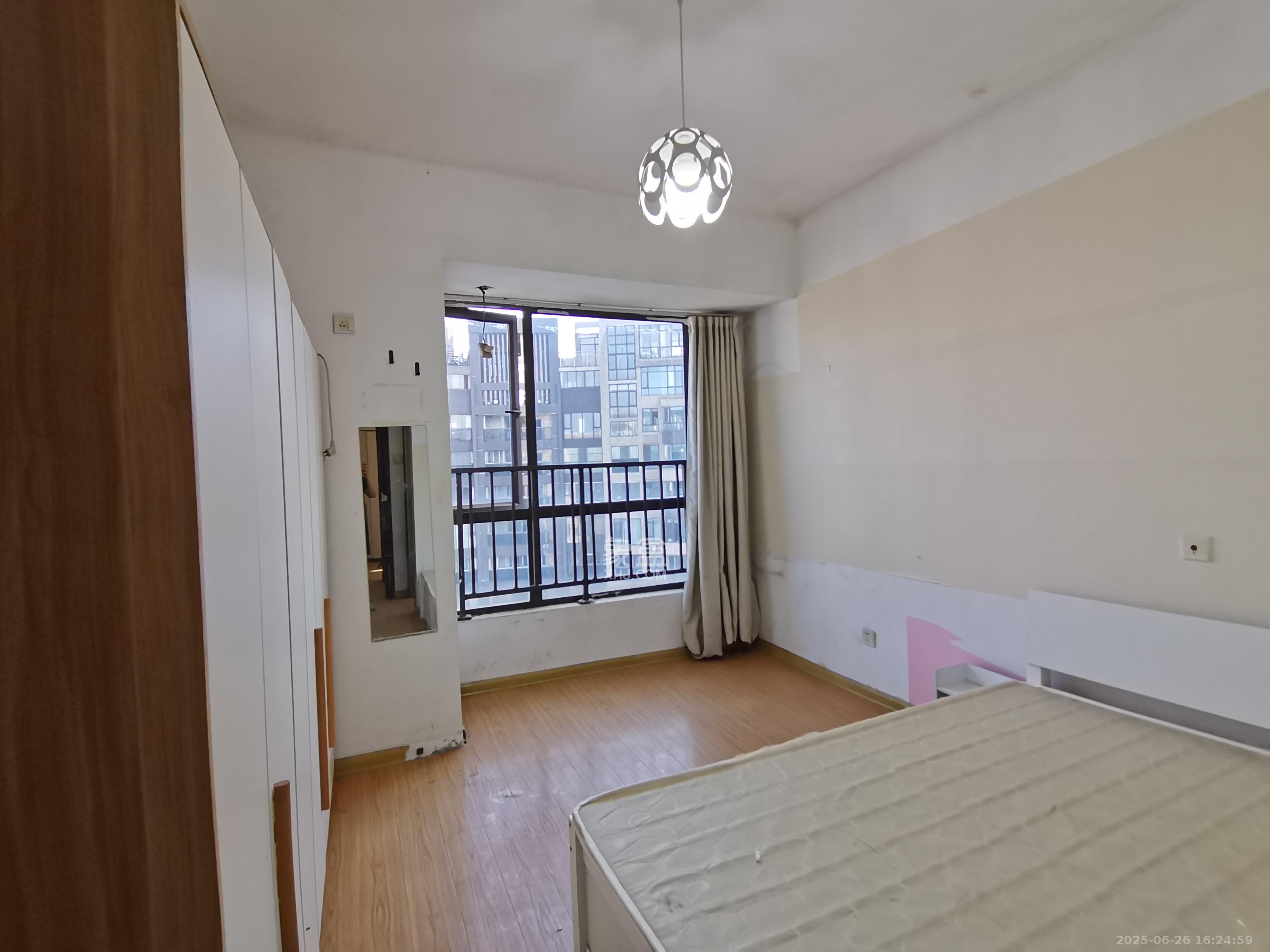 通用时代国际社区 3室2厅1卫 2200.0元/月 通用时代国际社区 3室2厅1卫 2200.0元/月室内图