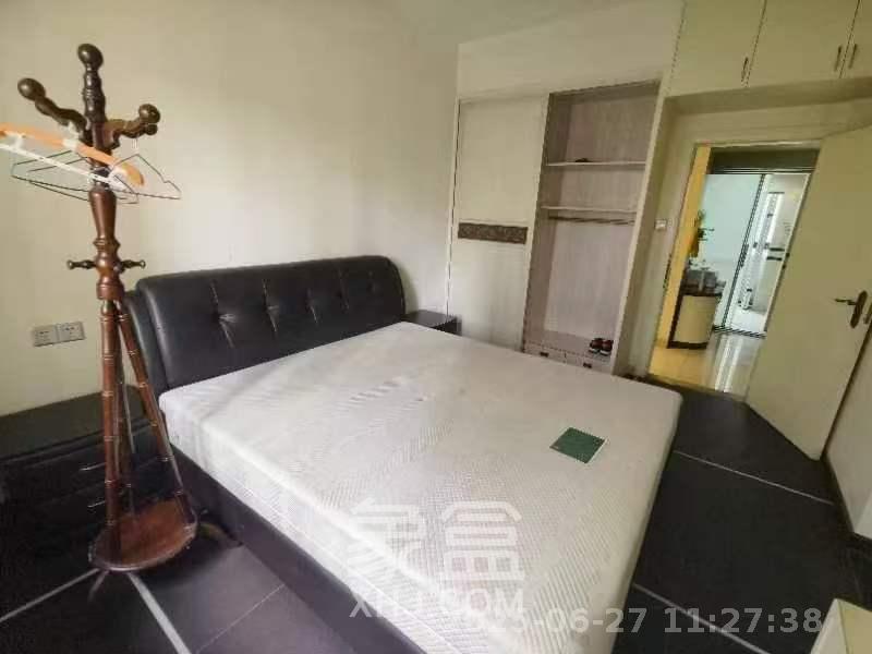 沁园春御院  3室2厅2卫   3400.00元/月室内图