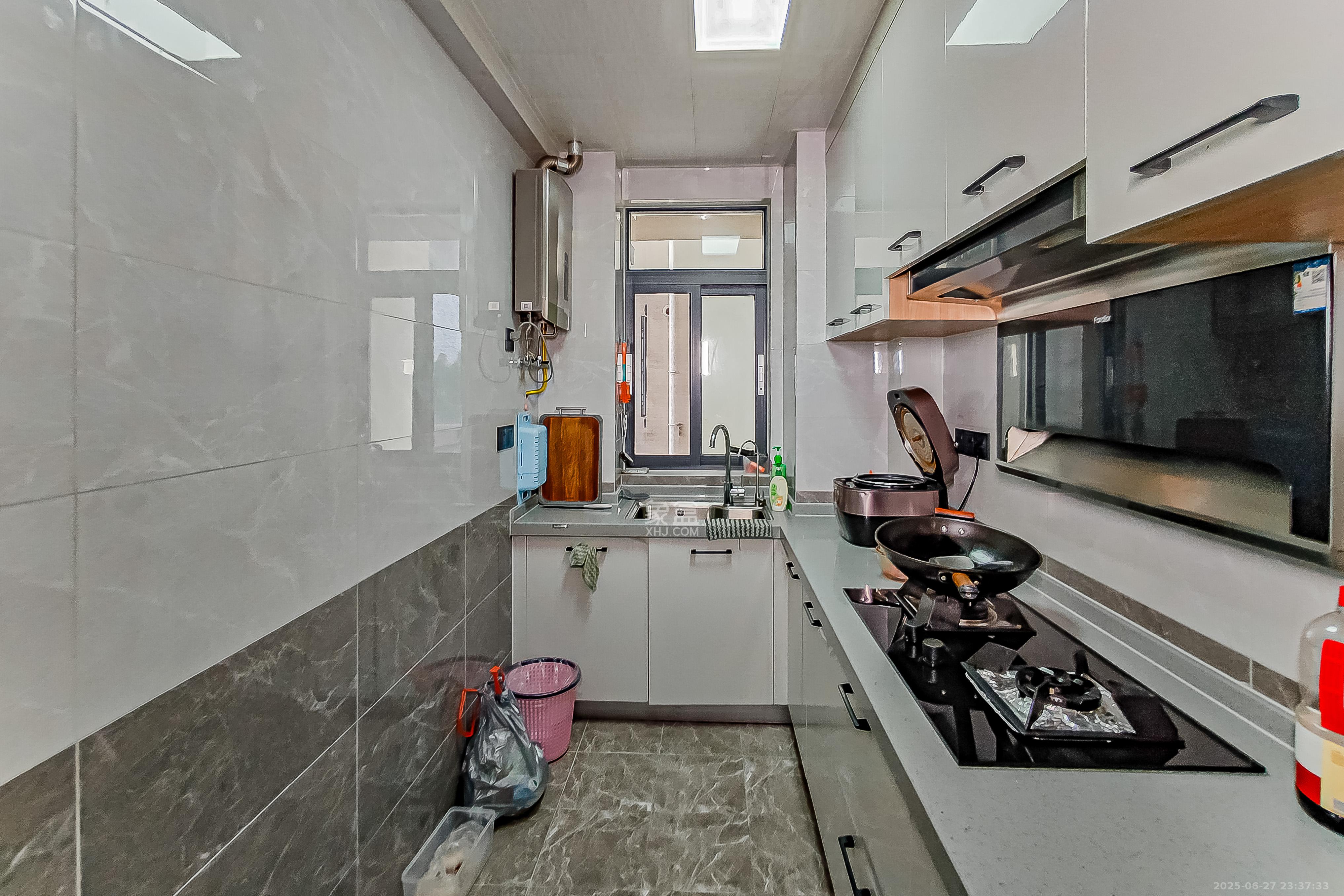 中建悦和城  3室2厅2卫    119.8万 中建悦和城  3室2厅2卫    119.8万厨房