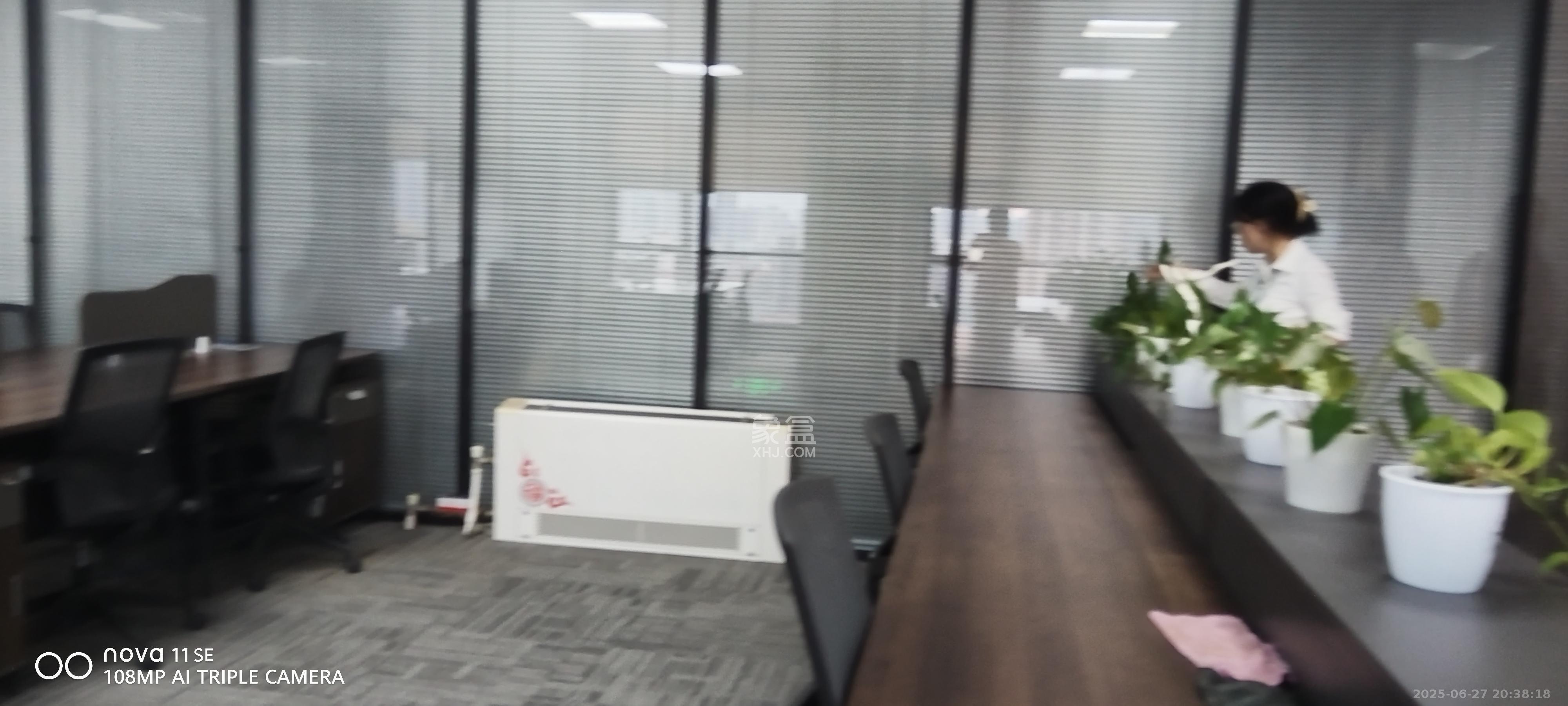 华坤时代   46.91㎡     2300.00元/月室内图