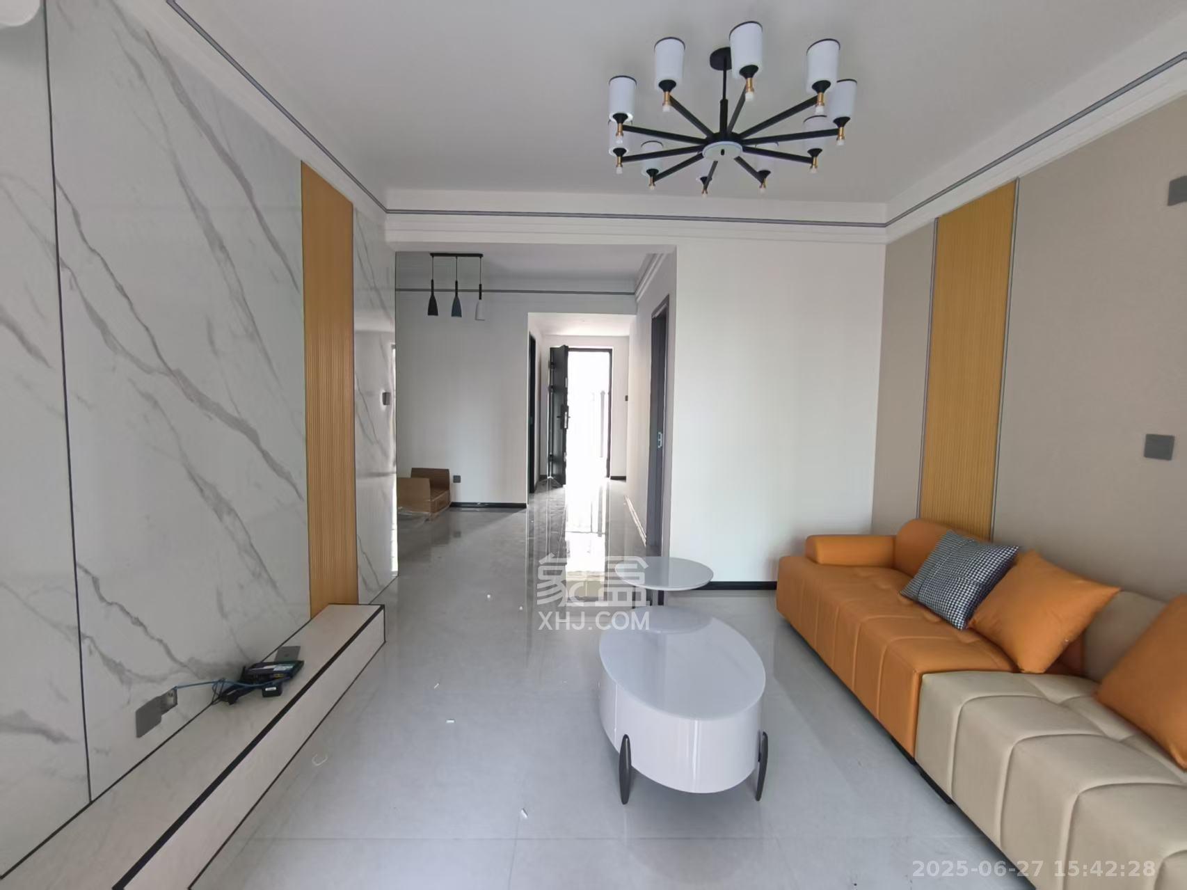 周南学府  2室2厅1卫    2200.0元/月 周南学府  2室2厅1卫    2200.0元/月室内图