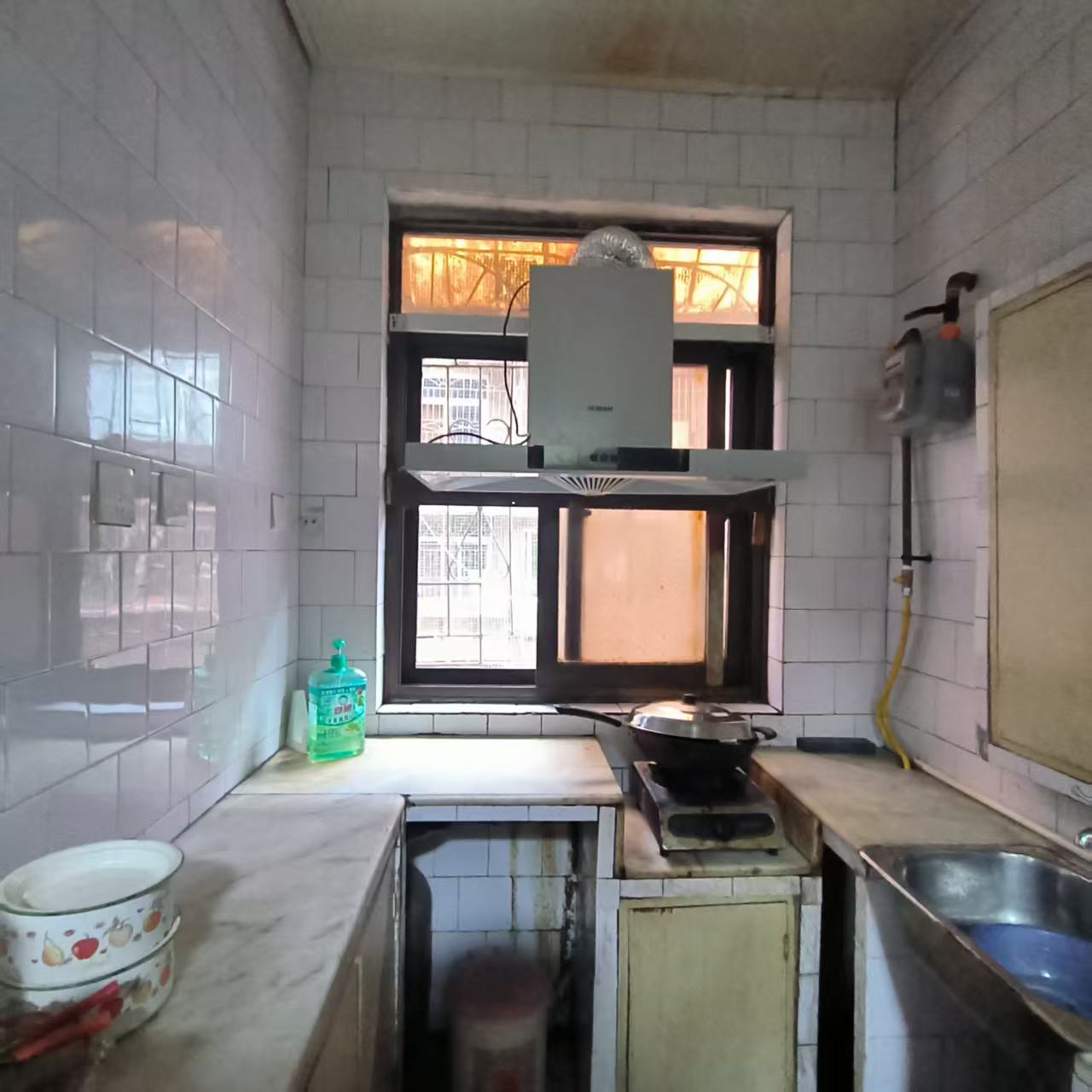 西湖一村 2室1厅1卫 1000.0元/月 西湖一村 2室1厅1卫 1000.0元/月室内图