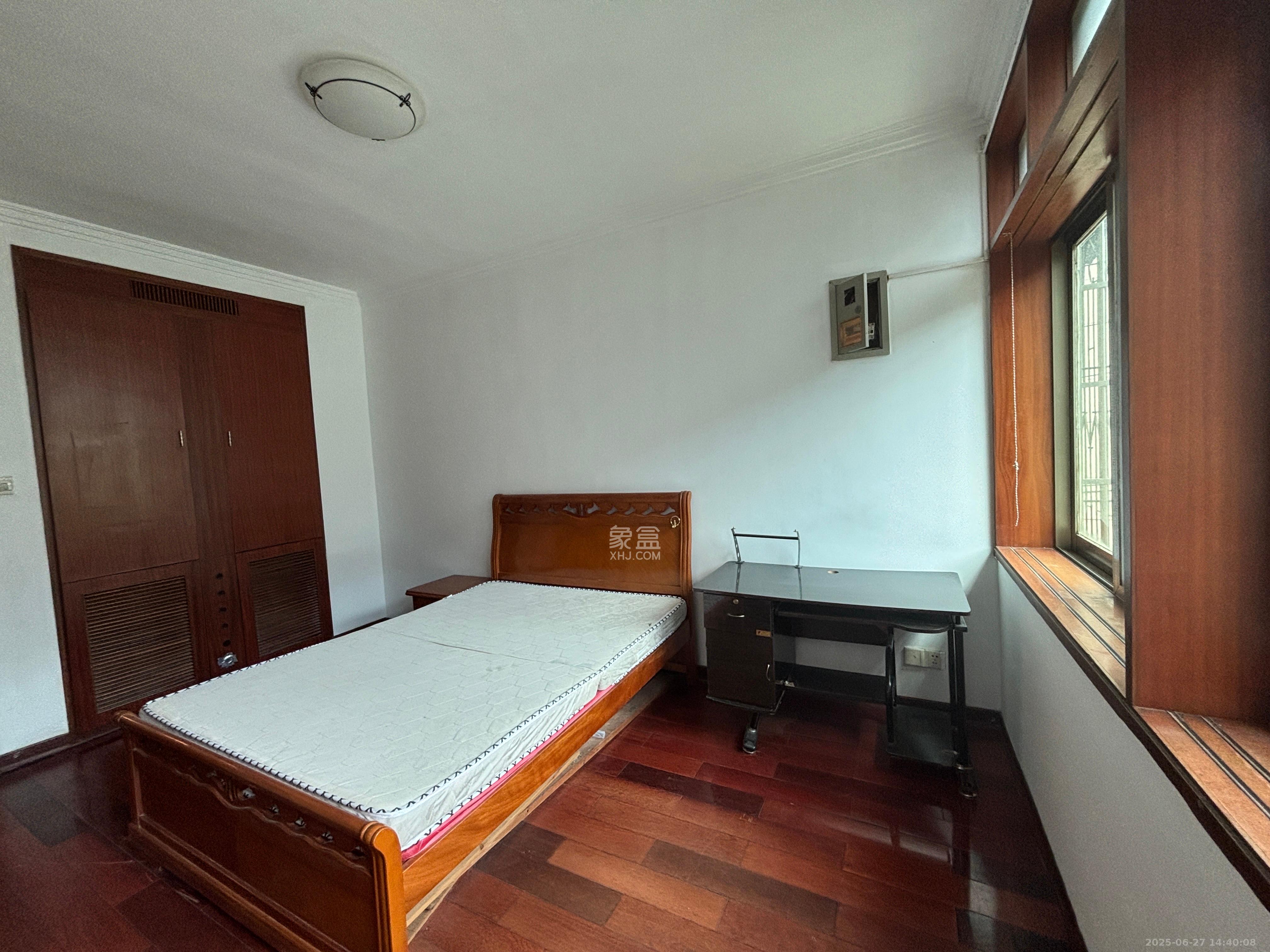 湖南省总工会 3室2厅2卫 3500.0元/月 湖南省总工会 3室2厅2卫 3500.0元/月室内图