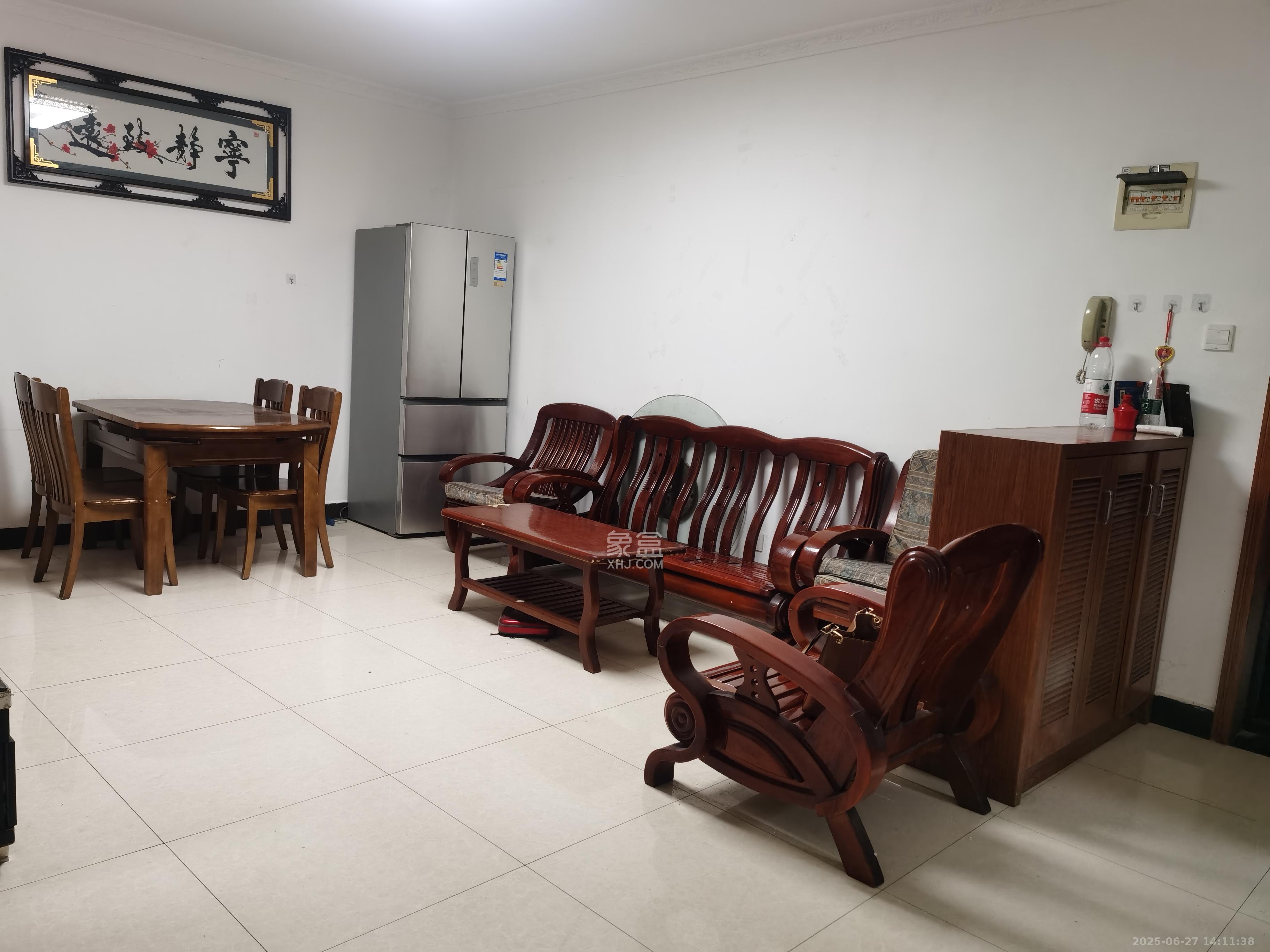 天凯东苑  3室1厅1卫   1600.00元/月室内图