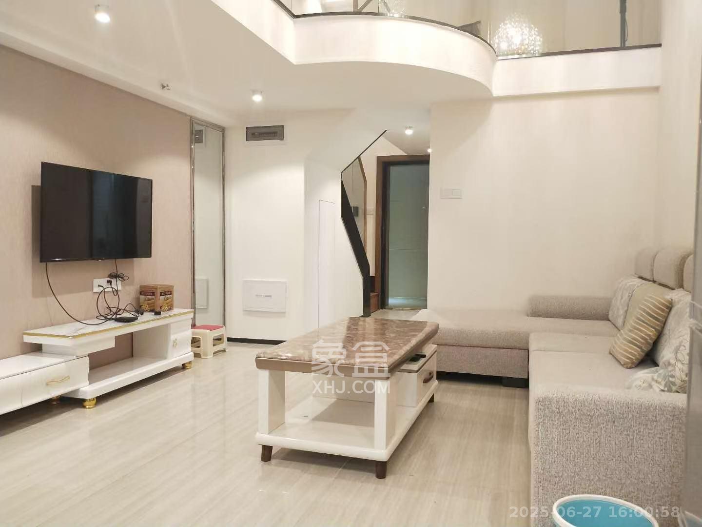 恒大翡翠华庭 1室1厅1卫 1800.0元/月 恒大翡翠华庭 1室1厅1卫 1800.0元/月户型图