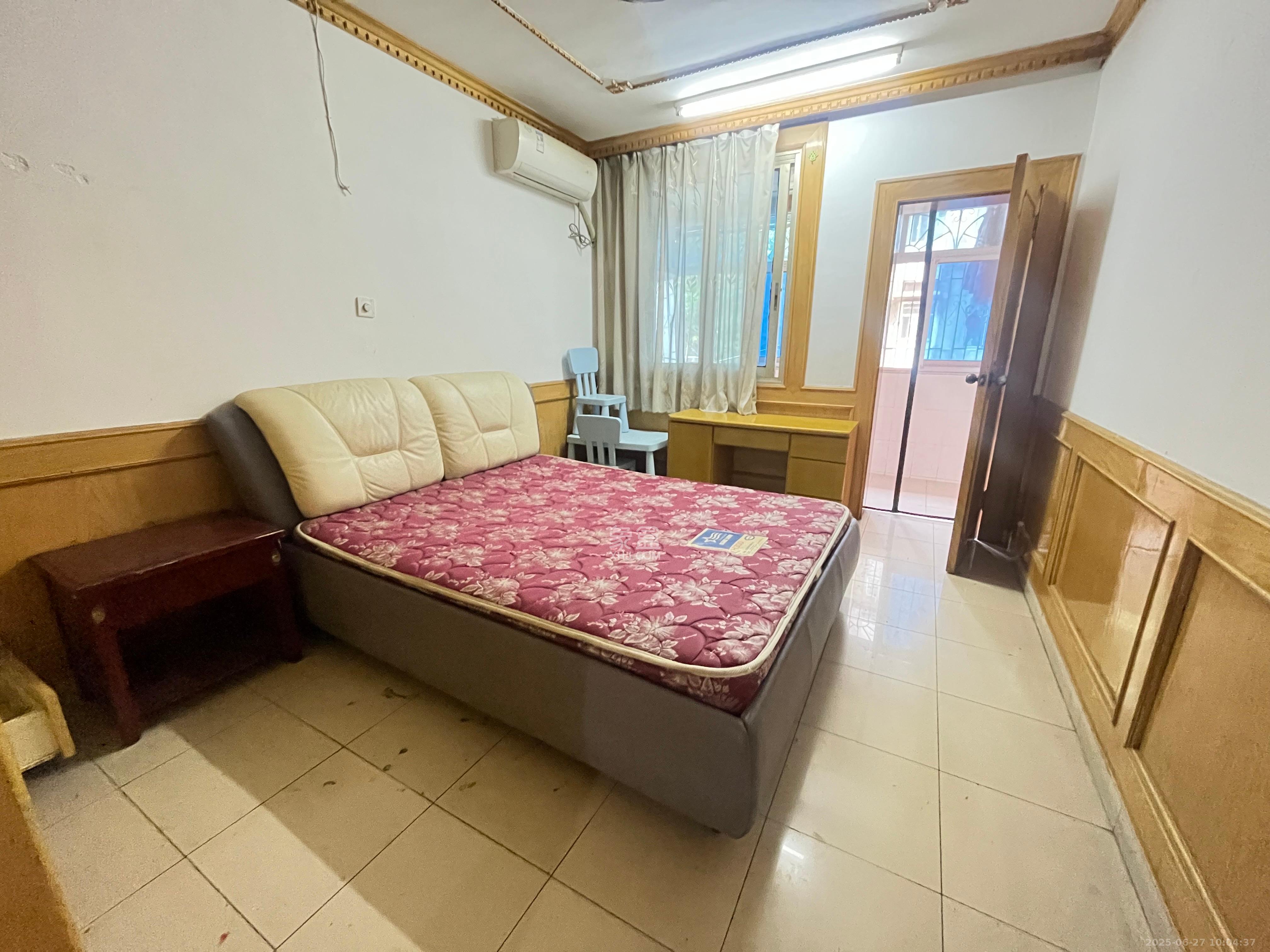 官塘冲社区建安小区  3室2厅1卫   1800.00元/月室内图