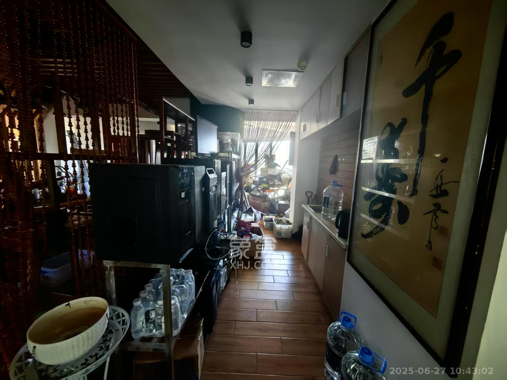 潮宗御苑  4室2厅2卫    7800.0元/月室内图